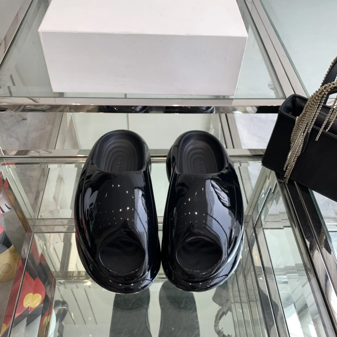 XVESSEL Slippers — 0b11f125