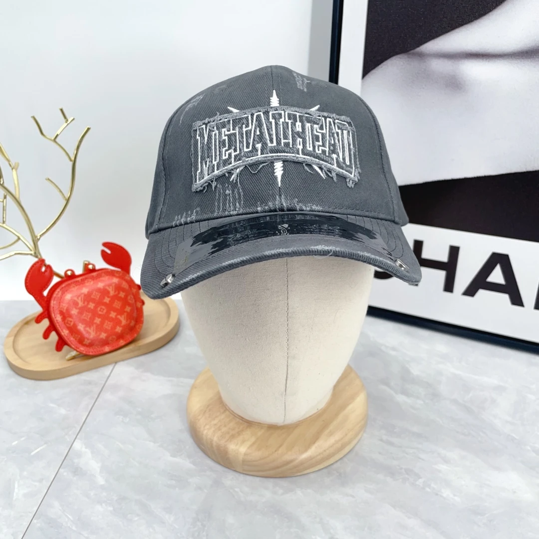 Balenciaga Hat — b5ee5c3a