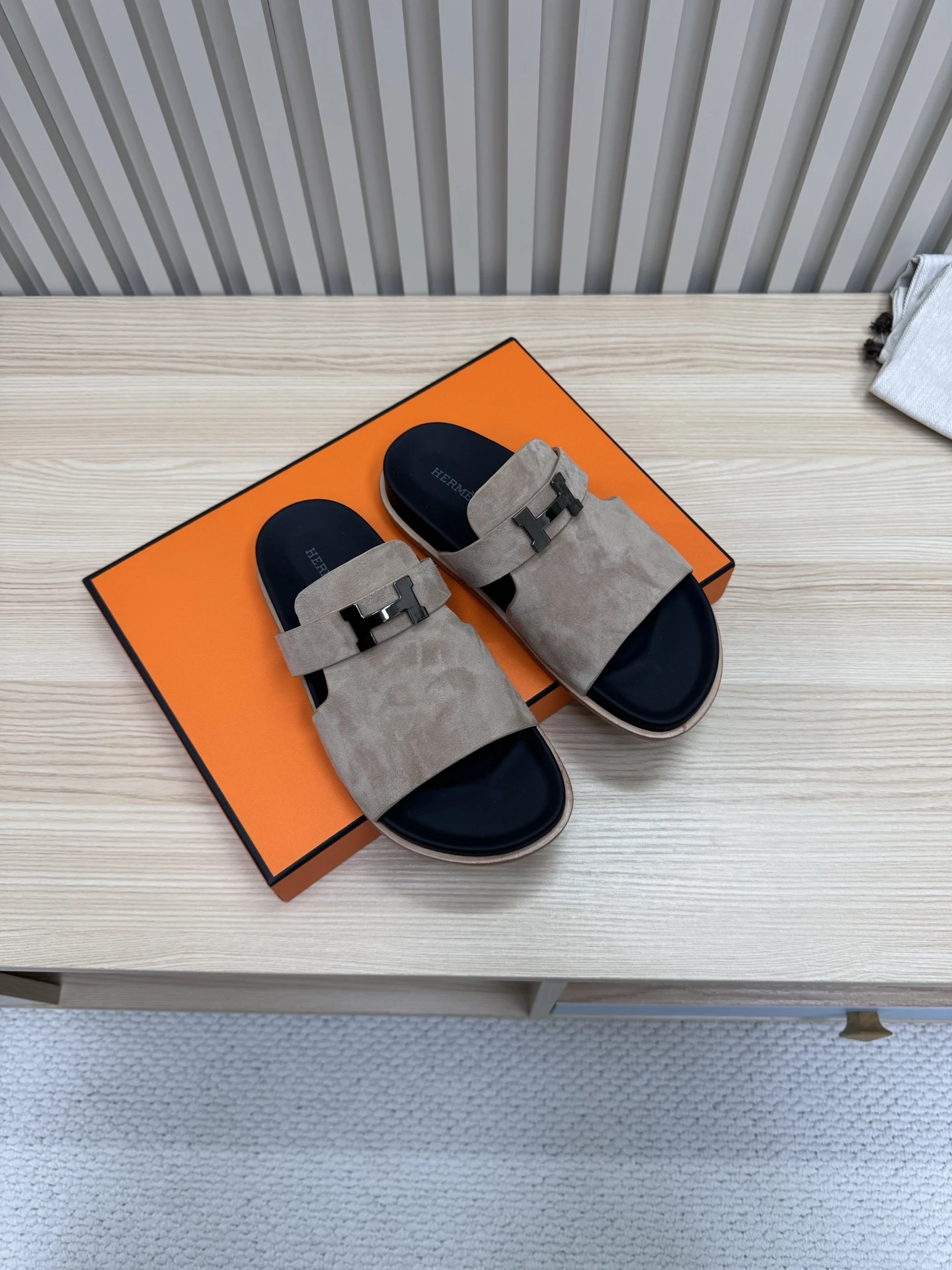 Hermès Slippers — 7fd90c27