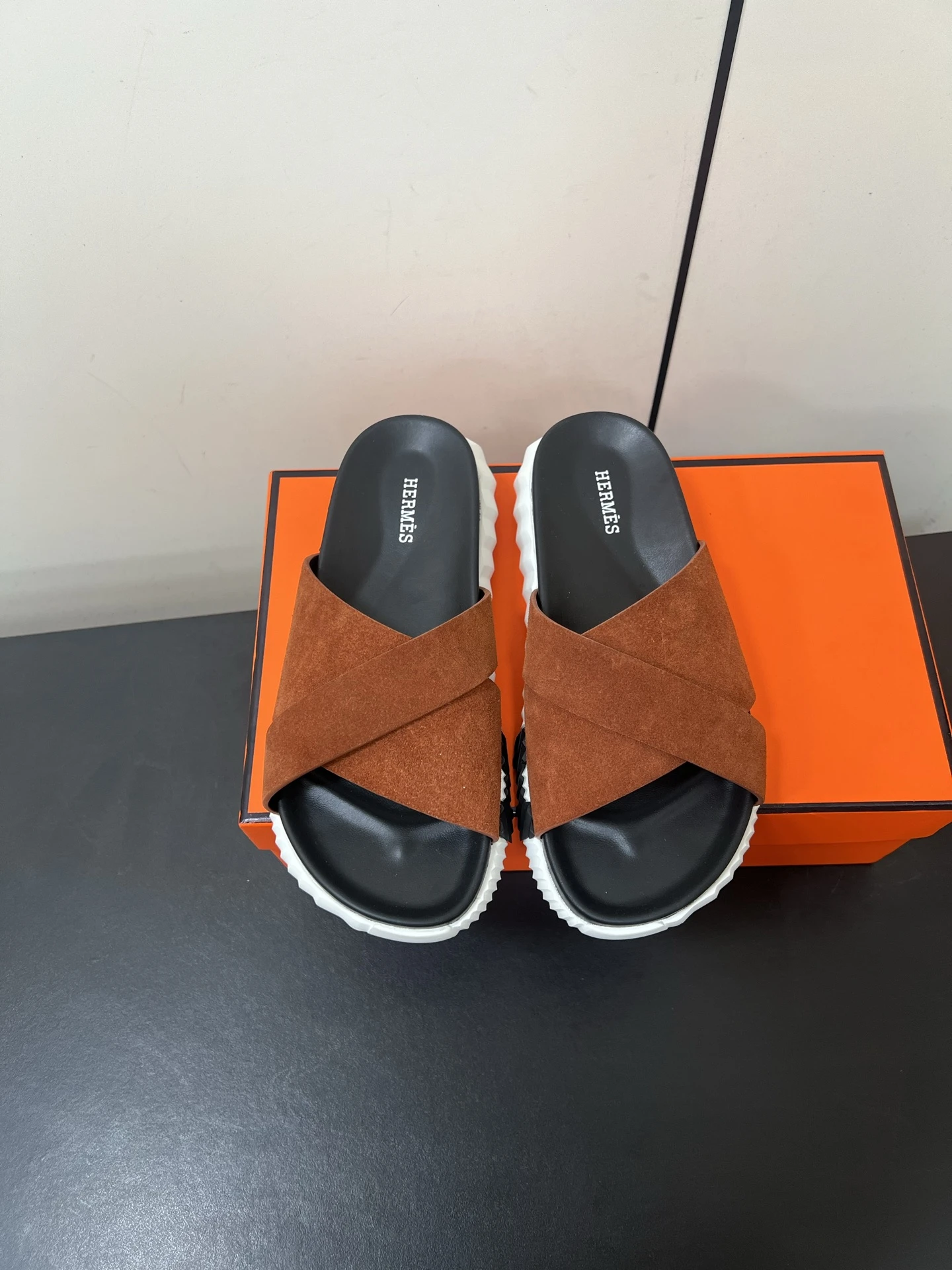 Hermès Slippers — 8dae89d2