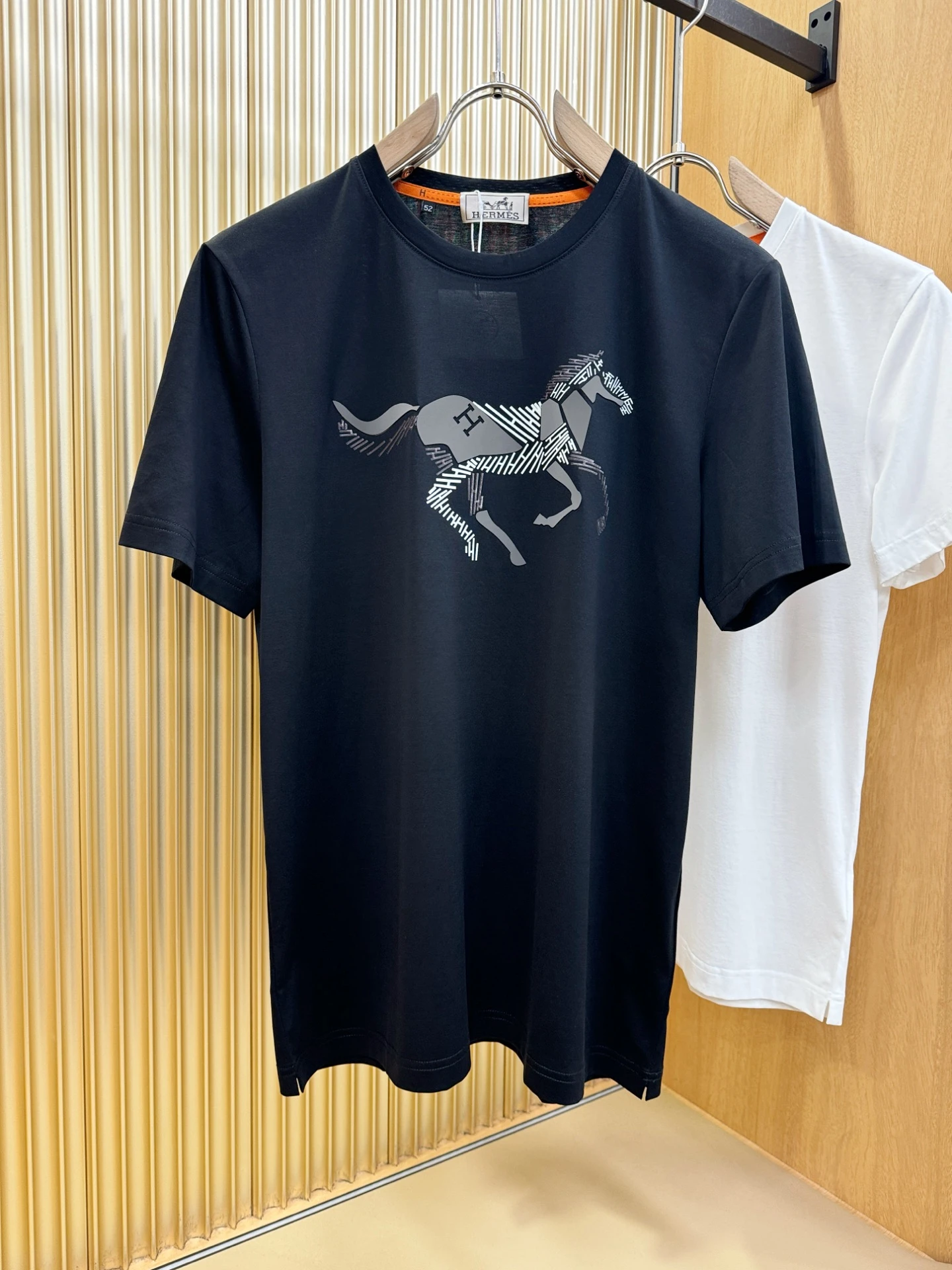 Hermès T-Shirt — 0587d5d7