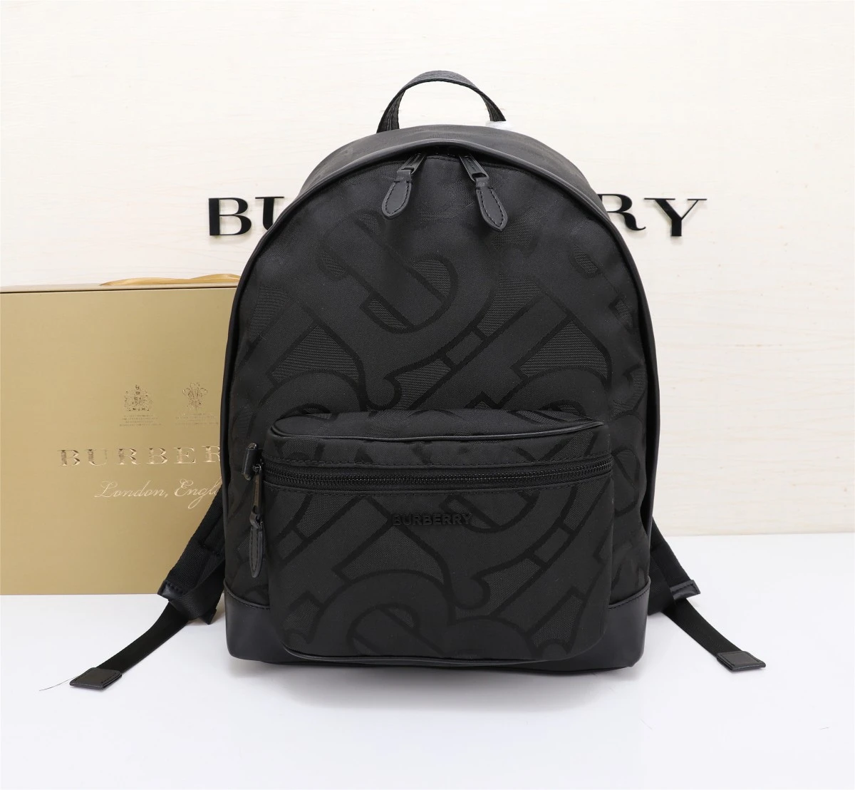 Burberry Bag — bb3ac7f5