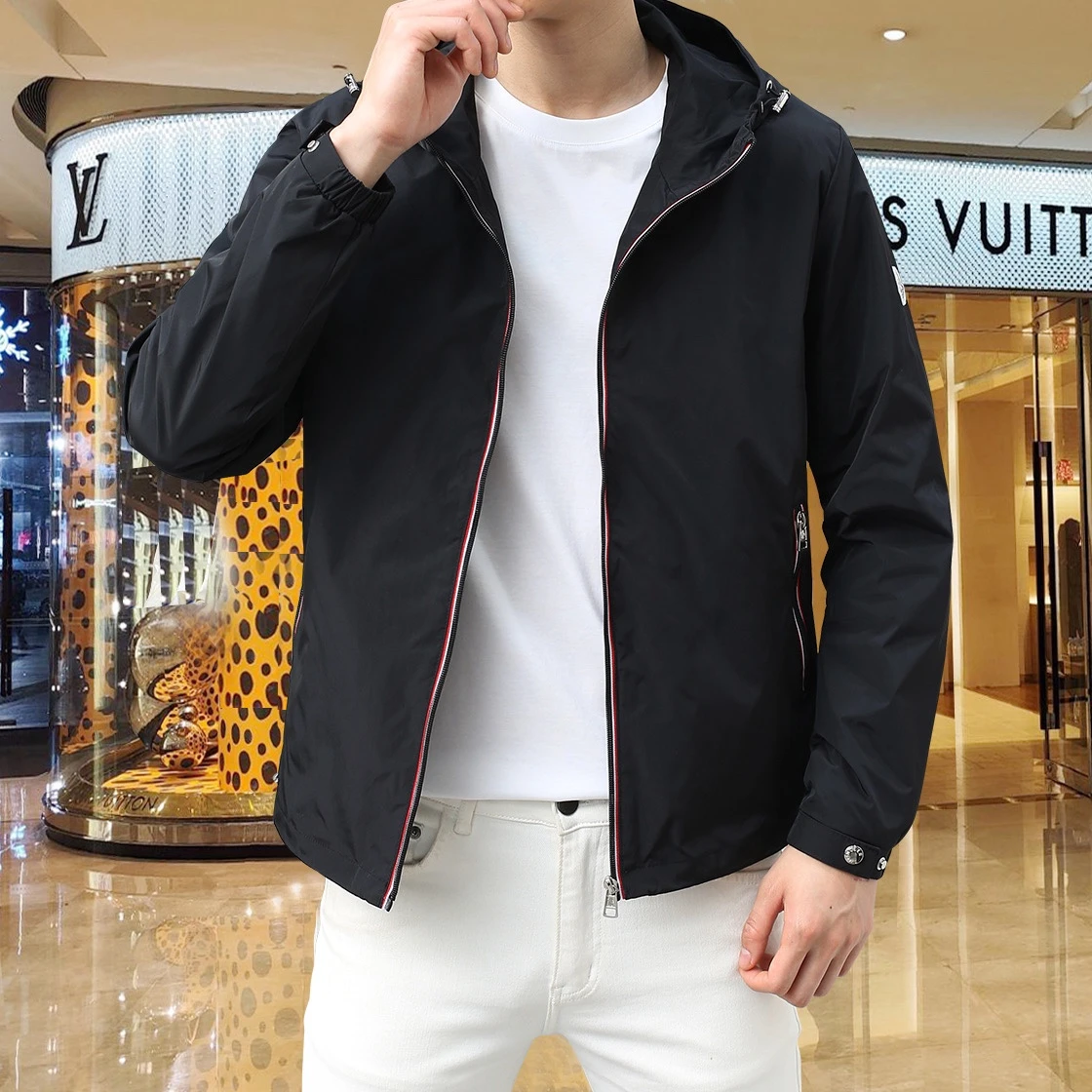 Moncler Jackets — 7ea981a6