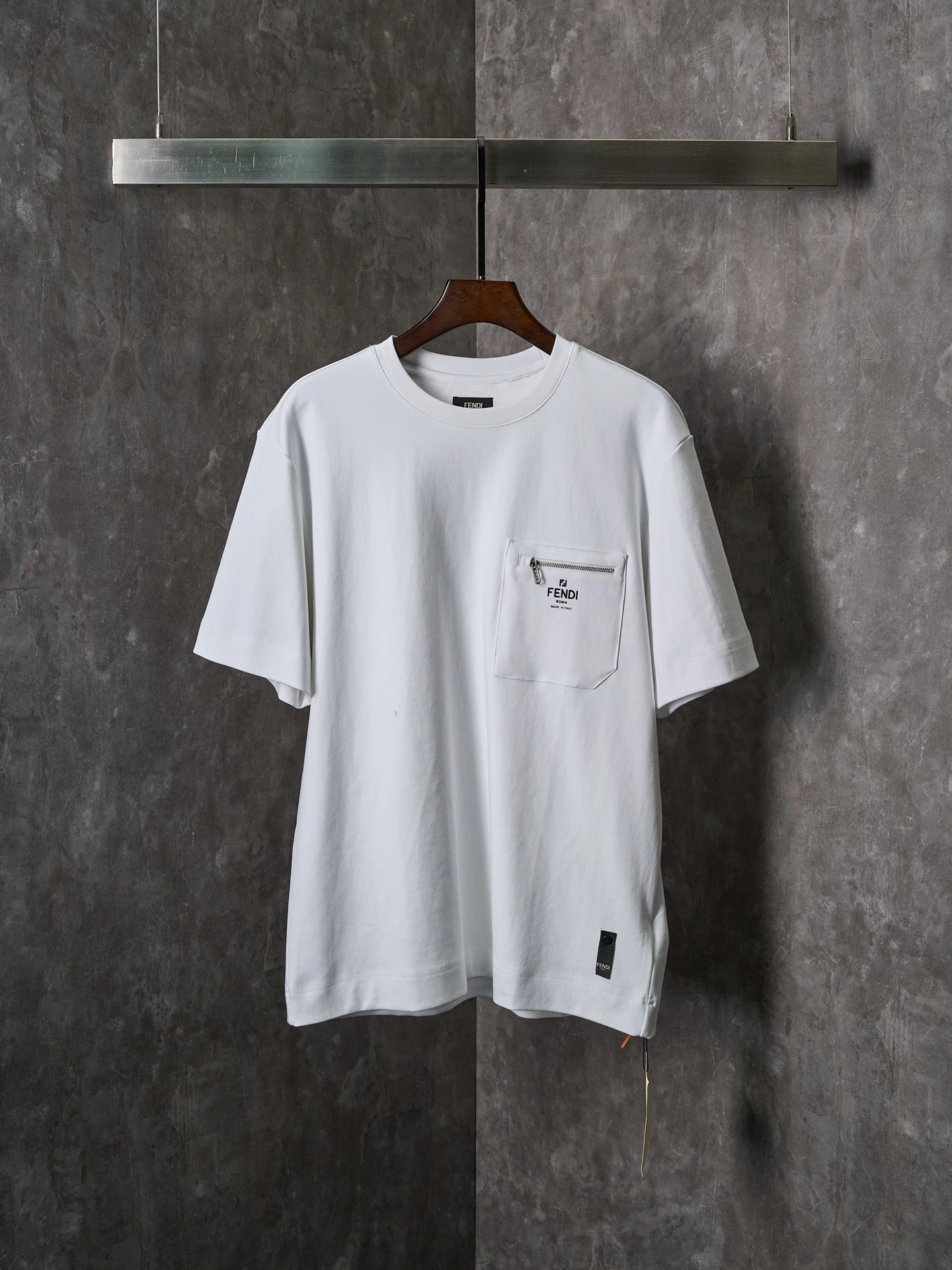 Fendi T-Shirt — 3fe3fc84