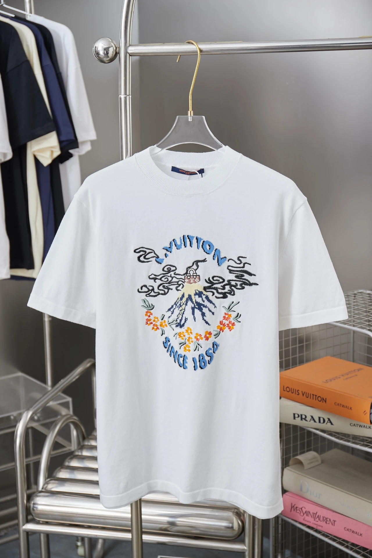 Louis Vuitton T-Shirt — 4d46d6da