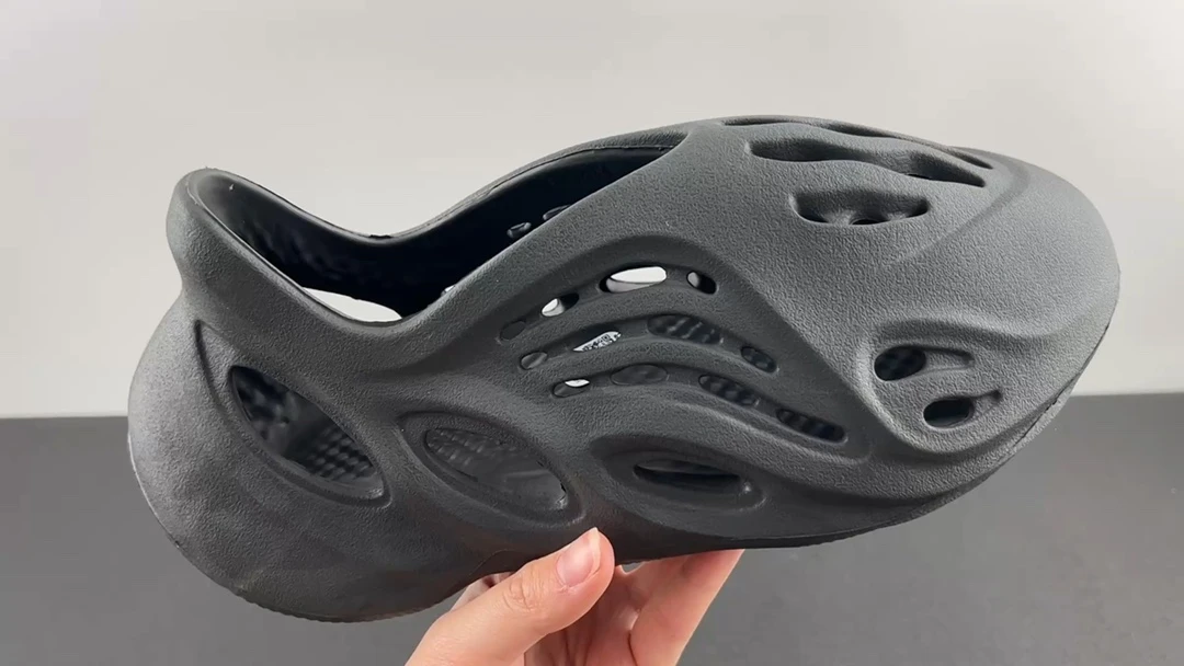 Adidas Shoes — c3a14280