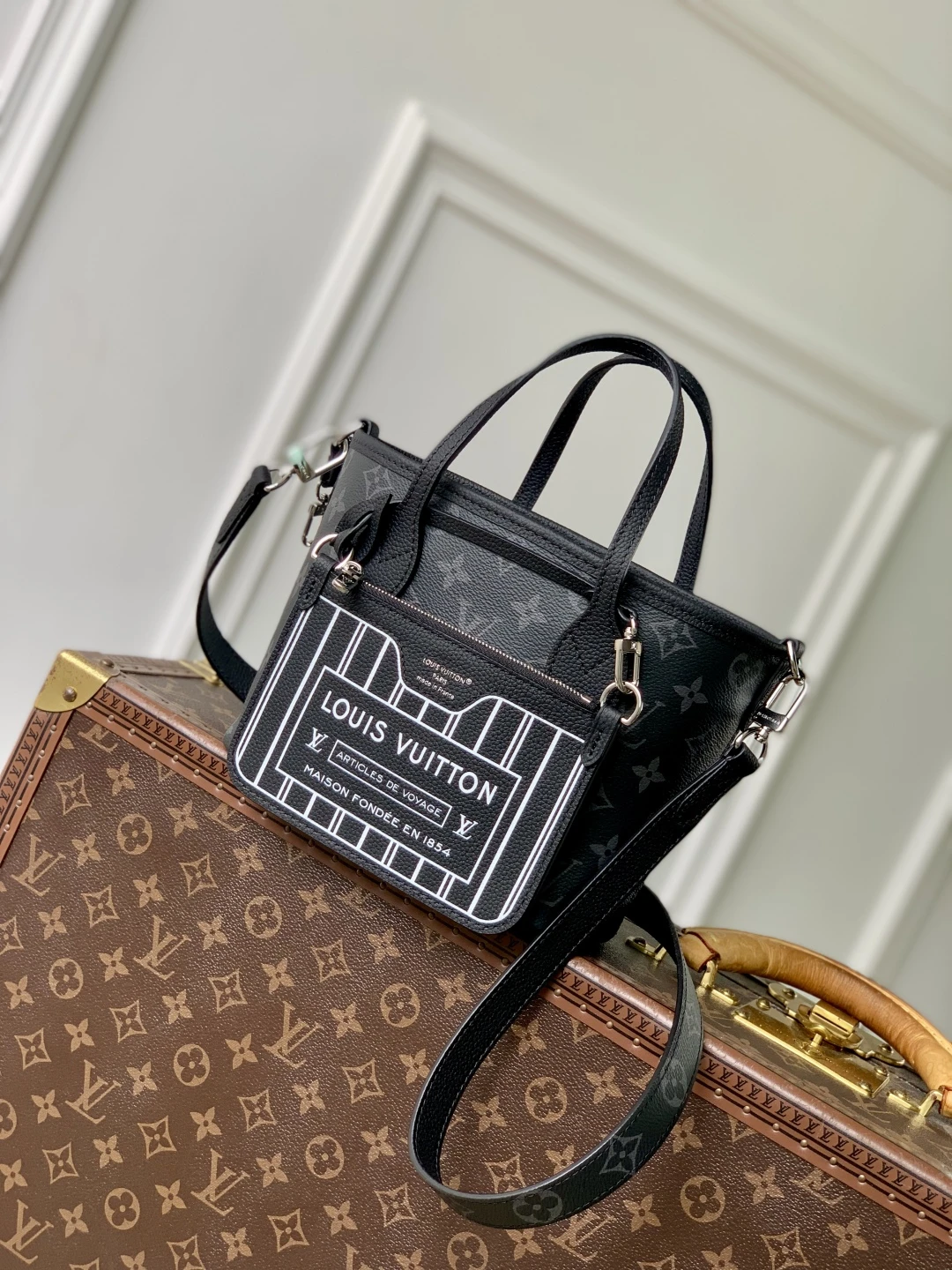 Louis Vuitton Bag — 47dd693a