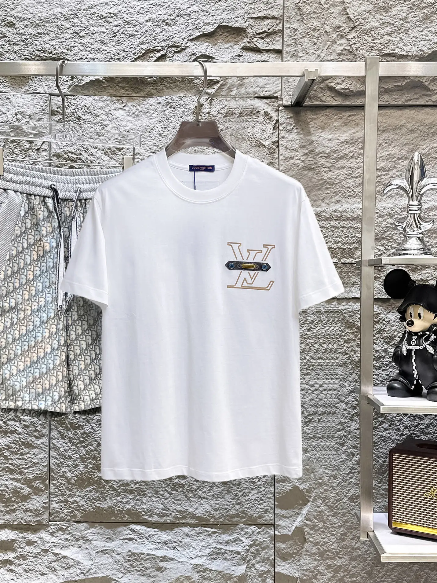 Louis Vuitton T-Shirt — 78cbbb29