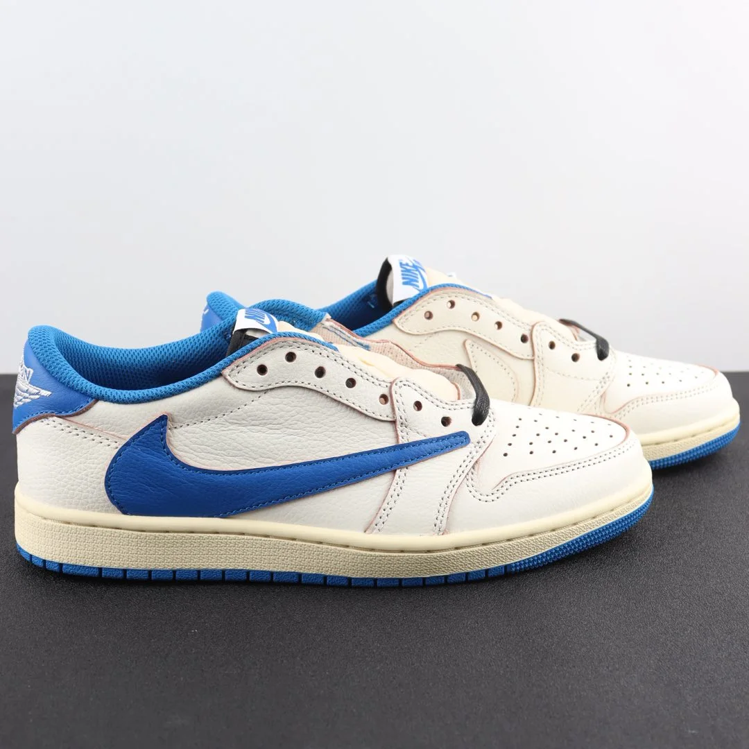 Nike Shoes — ba17f3d8