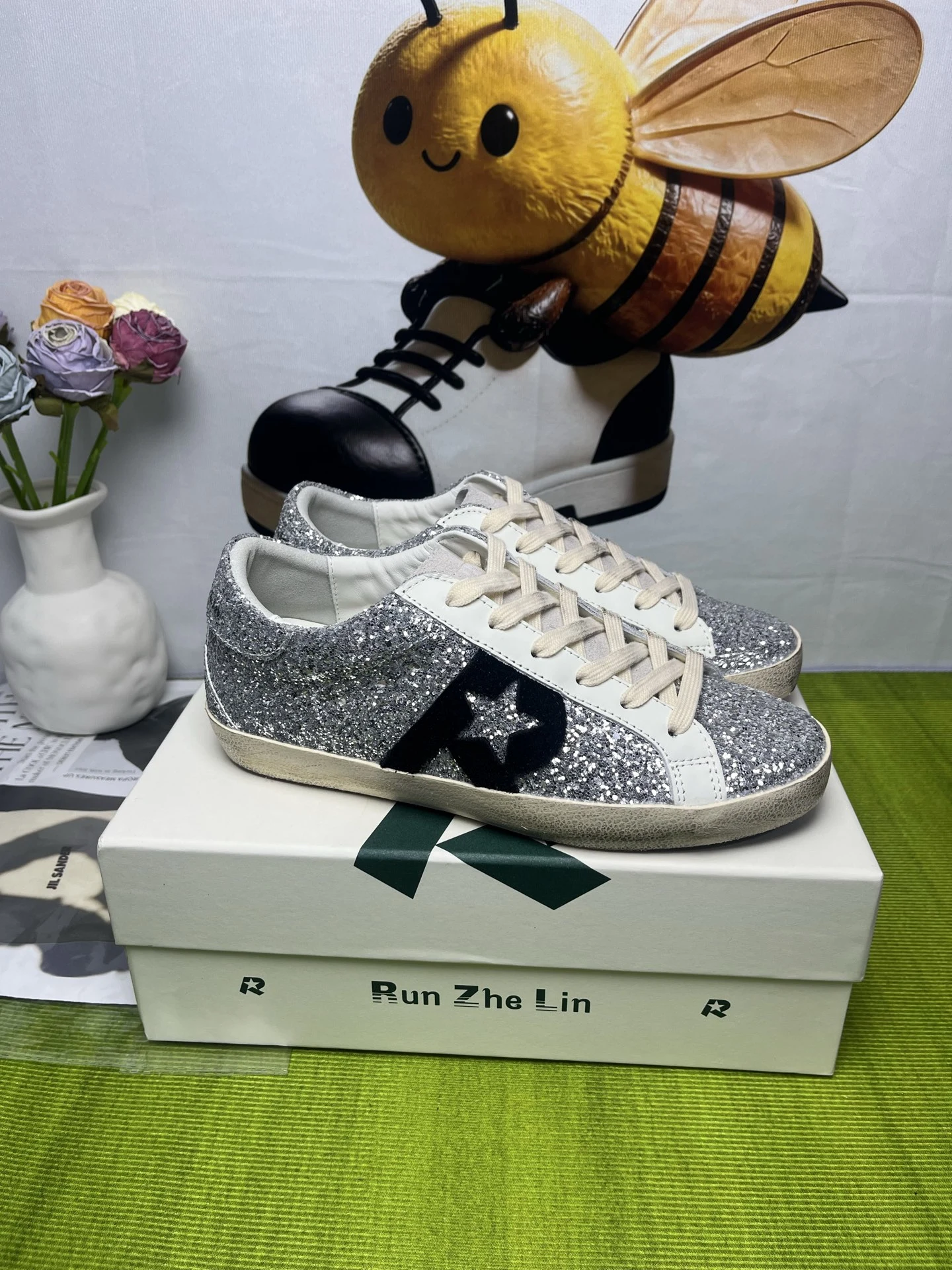 Golden Goose Sneakers — dfd3338e