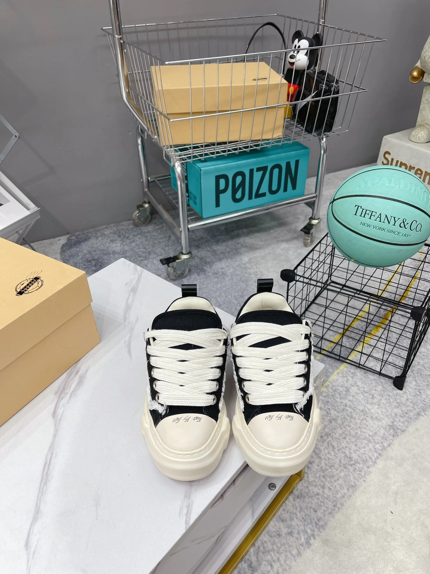 XVESSEL Sneakers — 7b7fb457