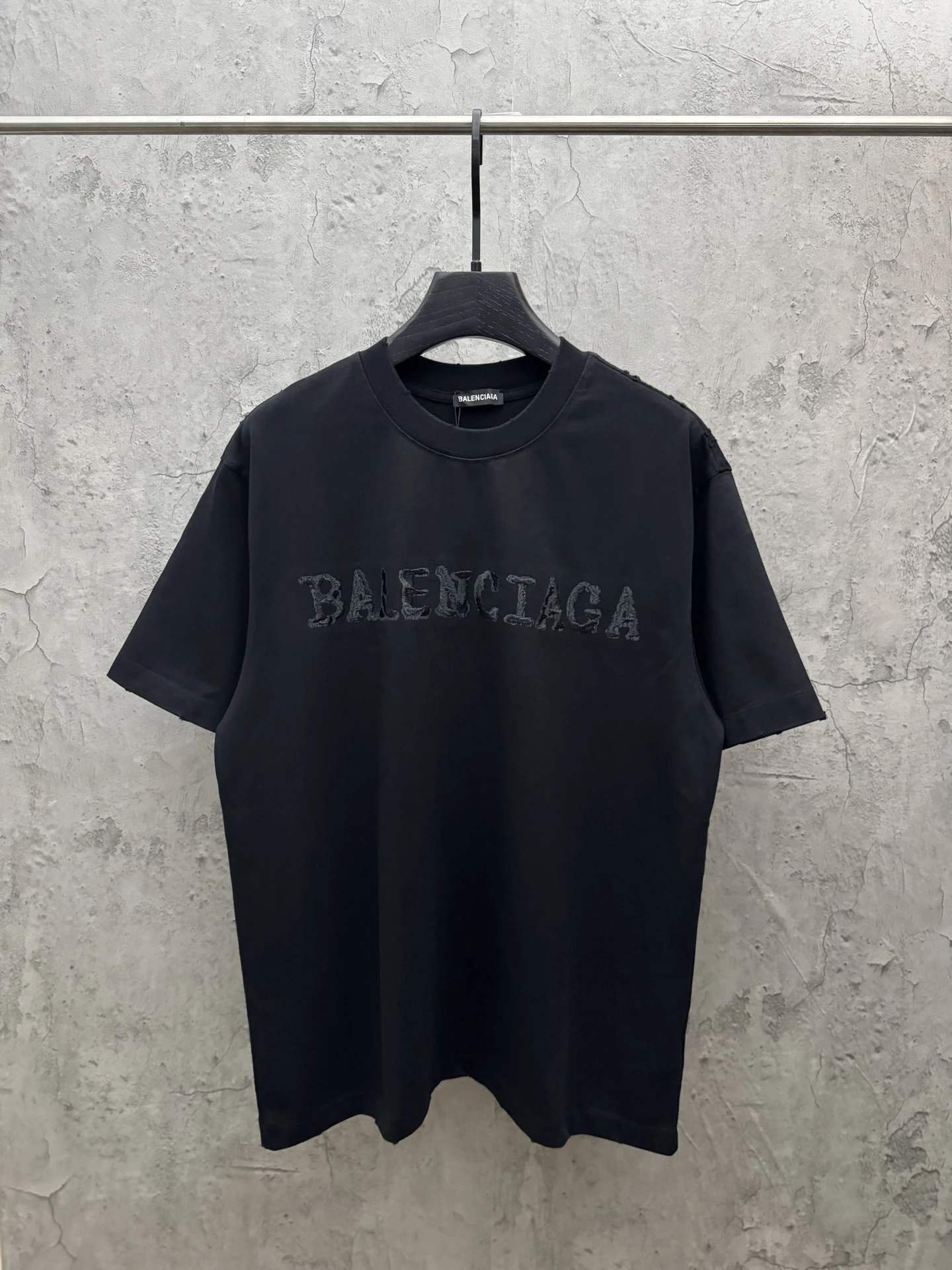 Balenciaga T-Shirt — e8ef9cc4