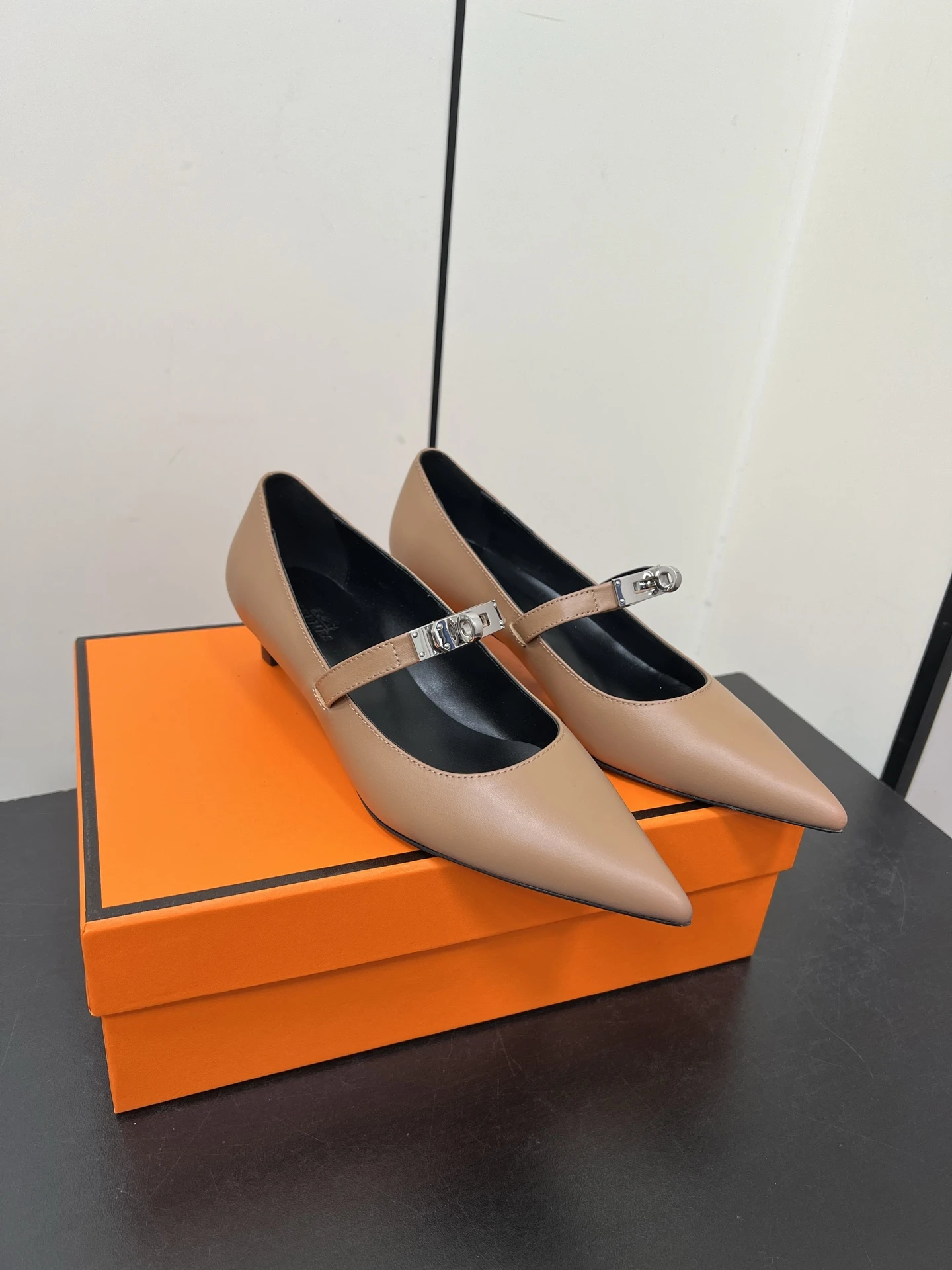 Hermès Shoes — 76bf9eb8