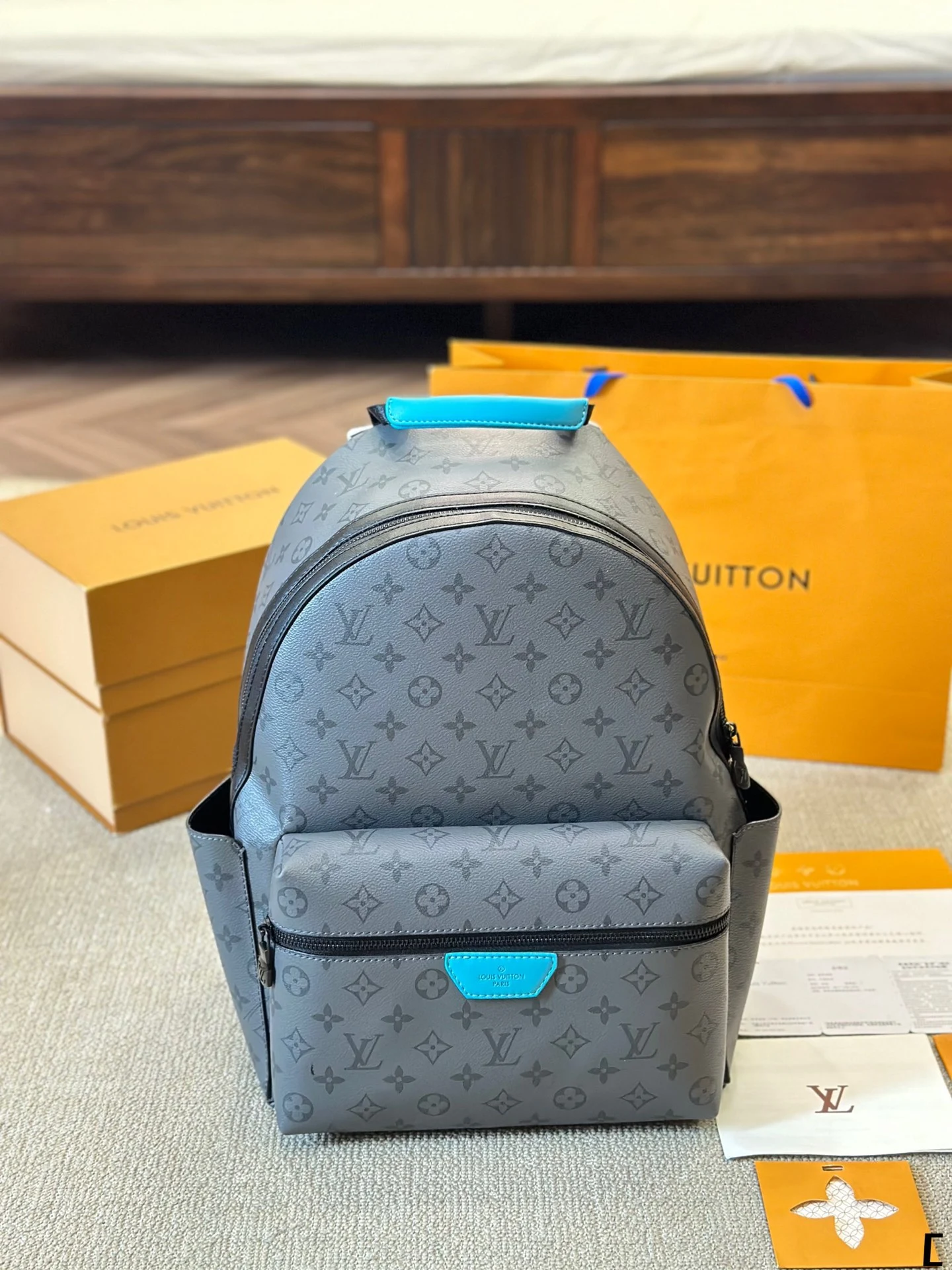 Louis Vuitton Bag — aad93646