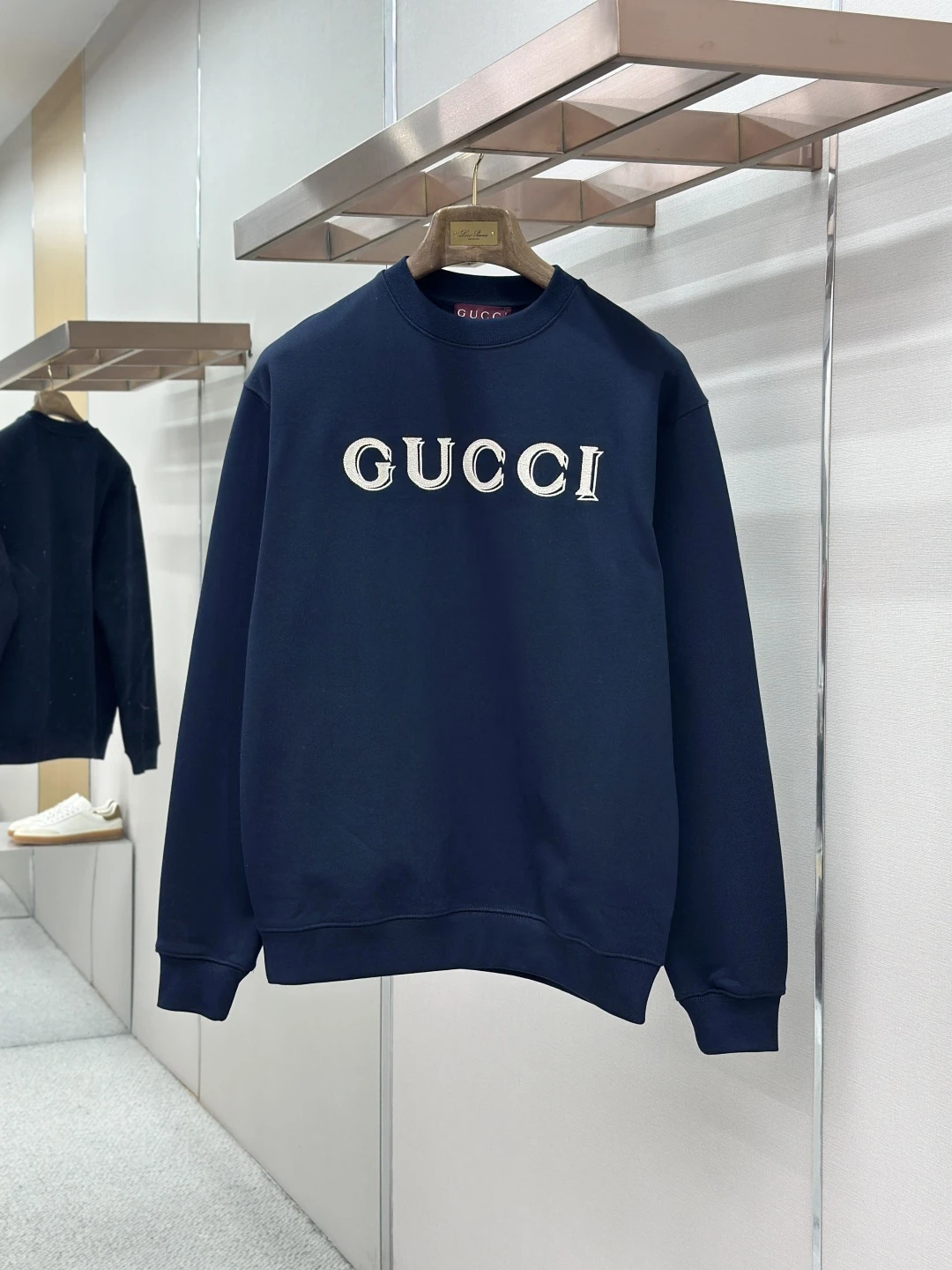 Gucci Sweatshirts — 5df4c48e