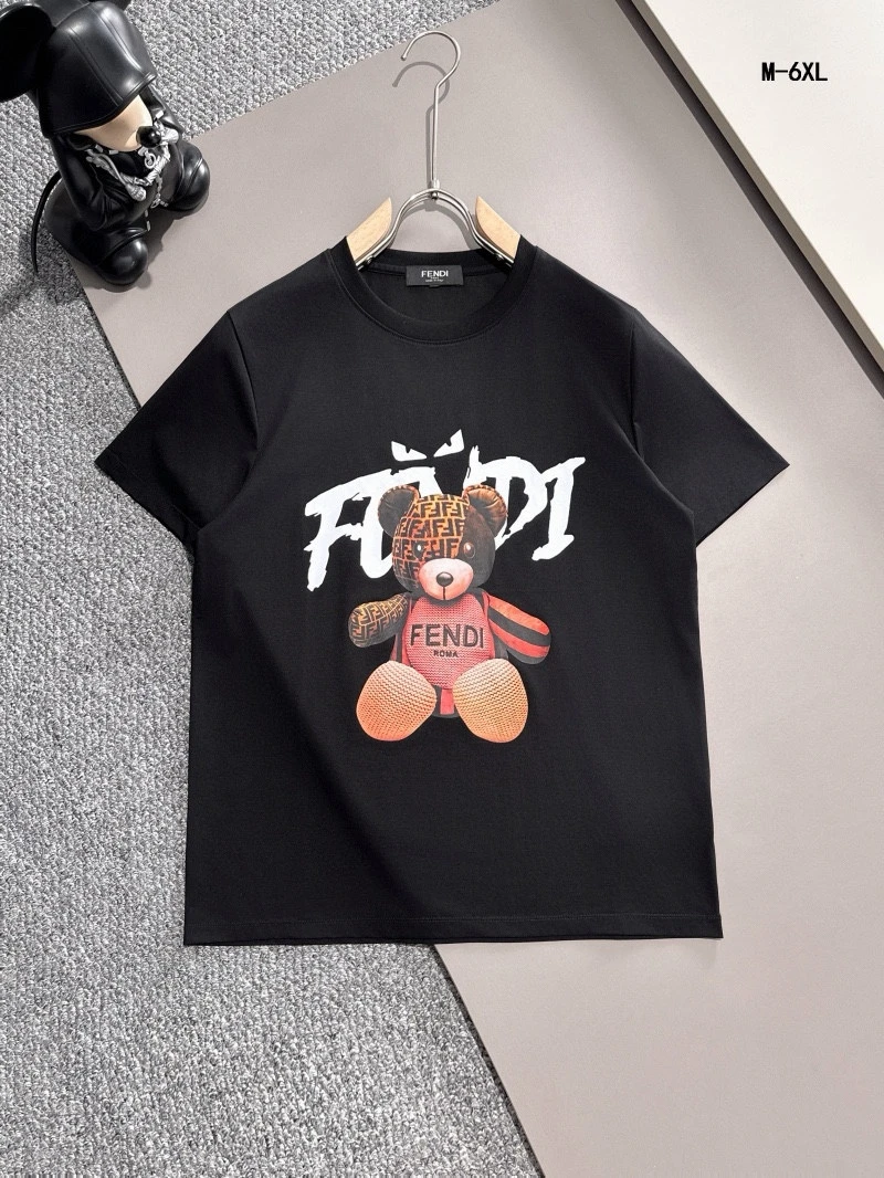 Fendi T-Shirt — d60ba8e6