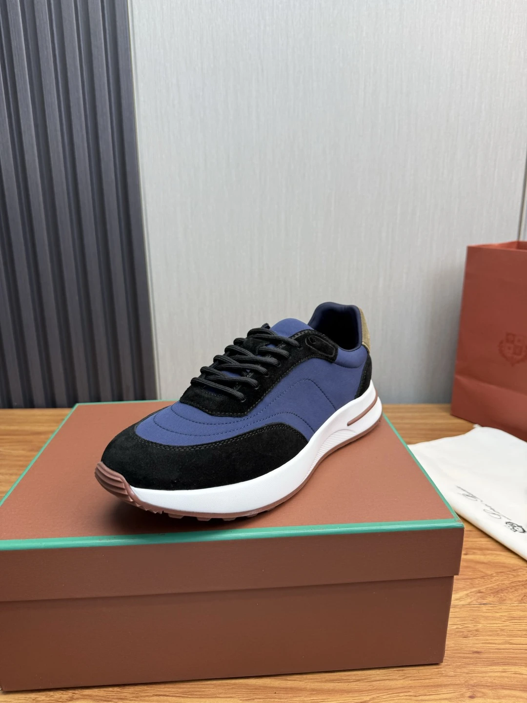 Loro Piana Sneakers — 1870b8ec