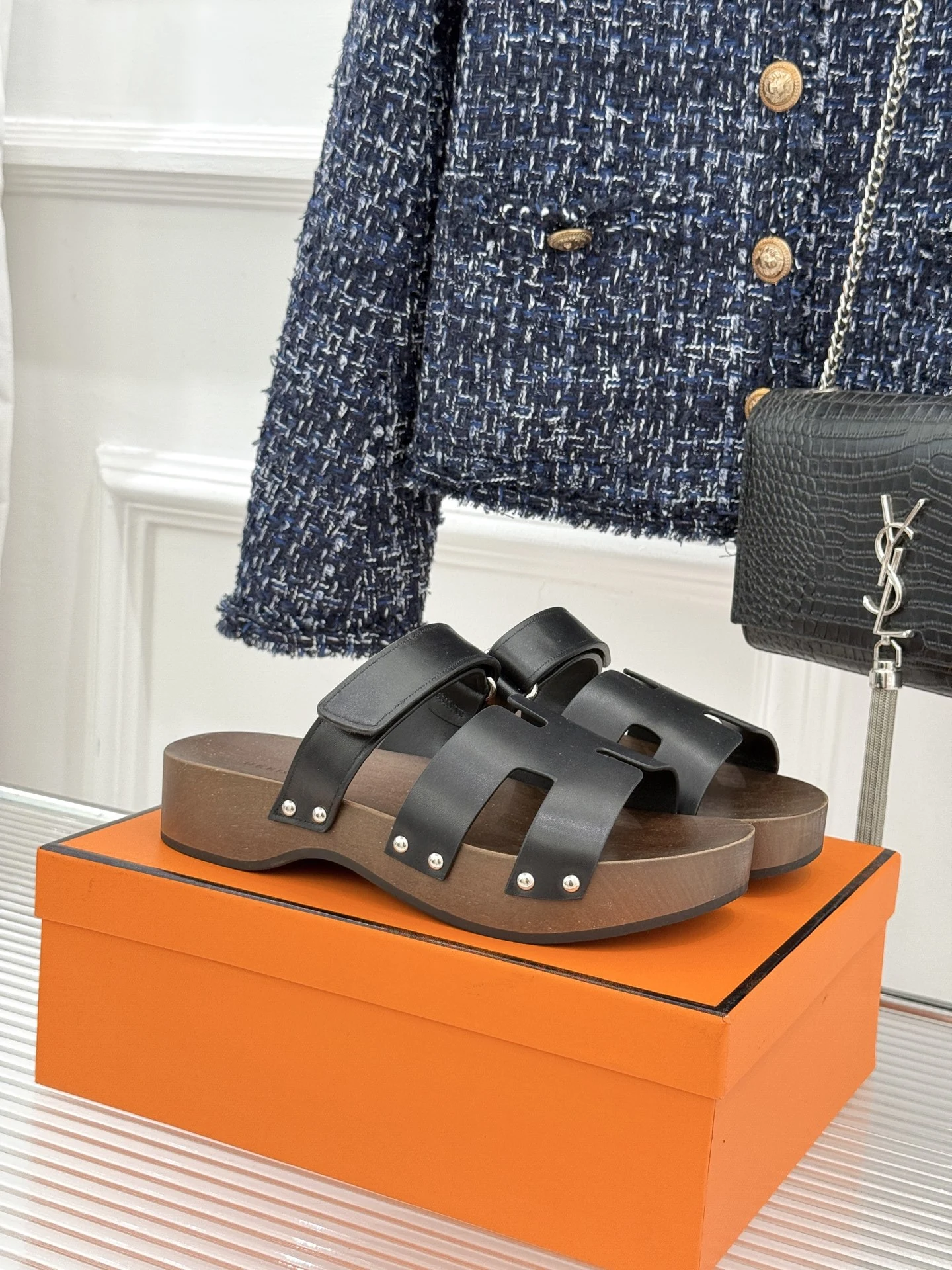 Hermès Slippers — c355698e