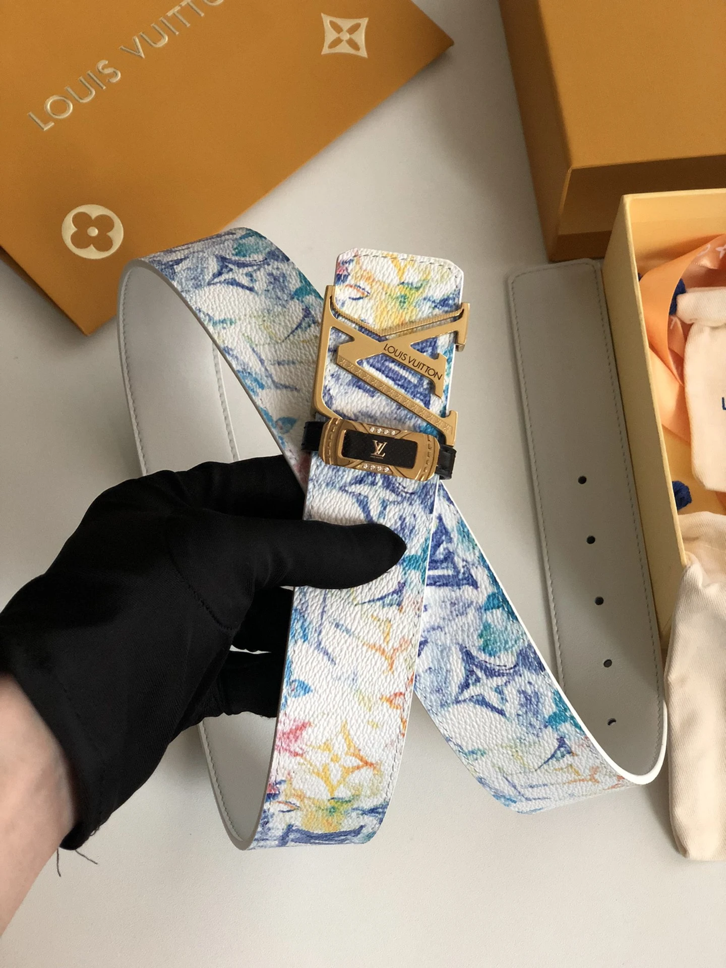 Louis Vuitton Belt — 33edcba3