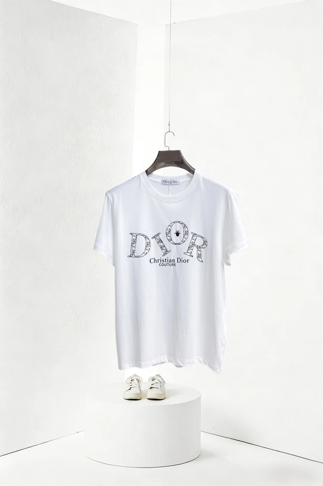 Dior T-Shirt — 605220ab