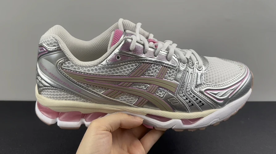 Asics Shoes — 4d9bb5fe
