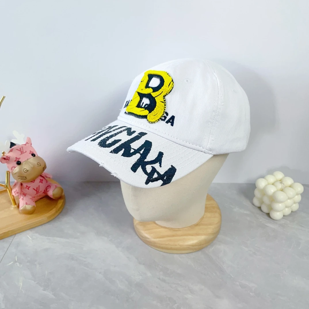Balenciaga Hat — 08a965dc