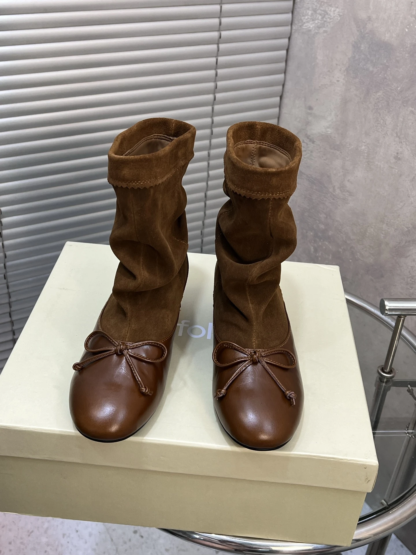 Boots — a8fff07e