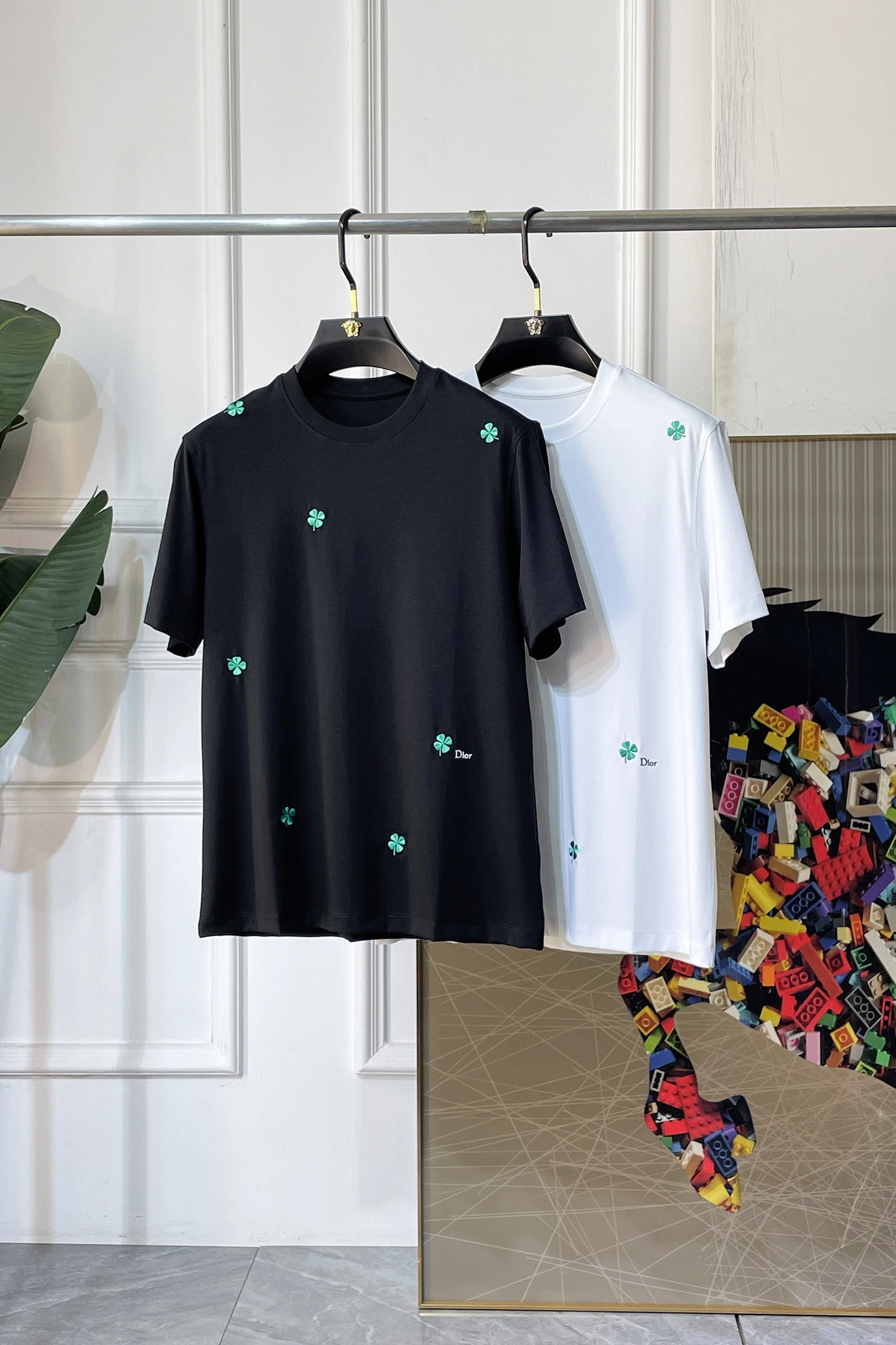 Dior T-Shirt — 90e7b107