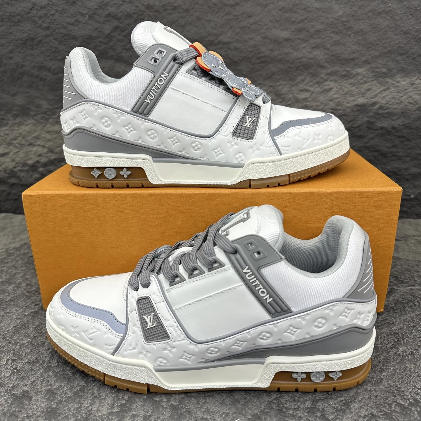 Louis Vuitton Sneakers — a57a7b42