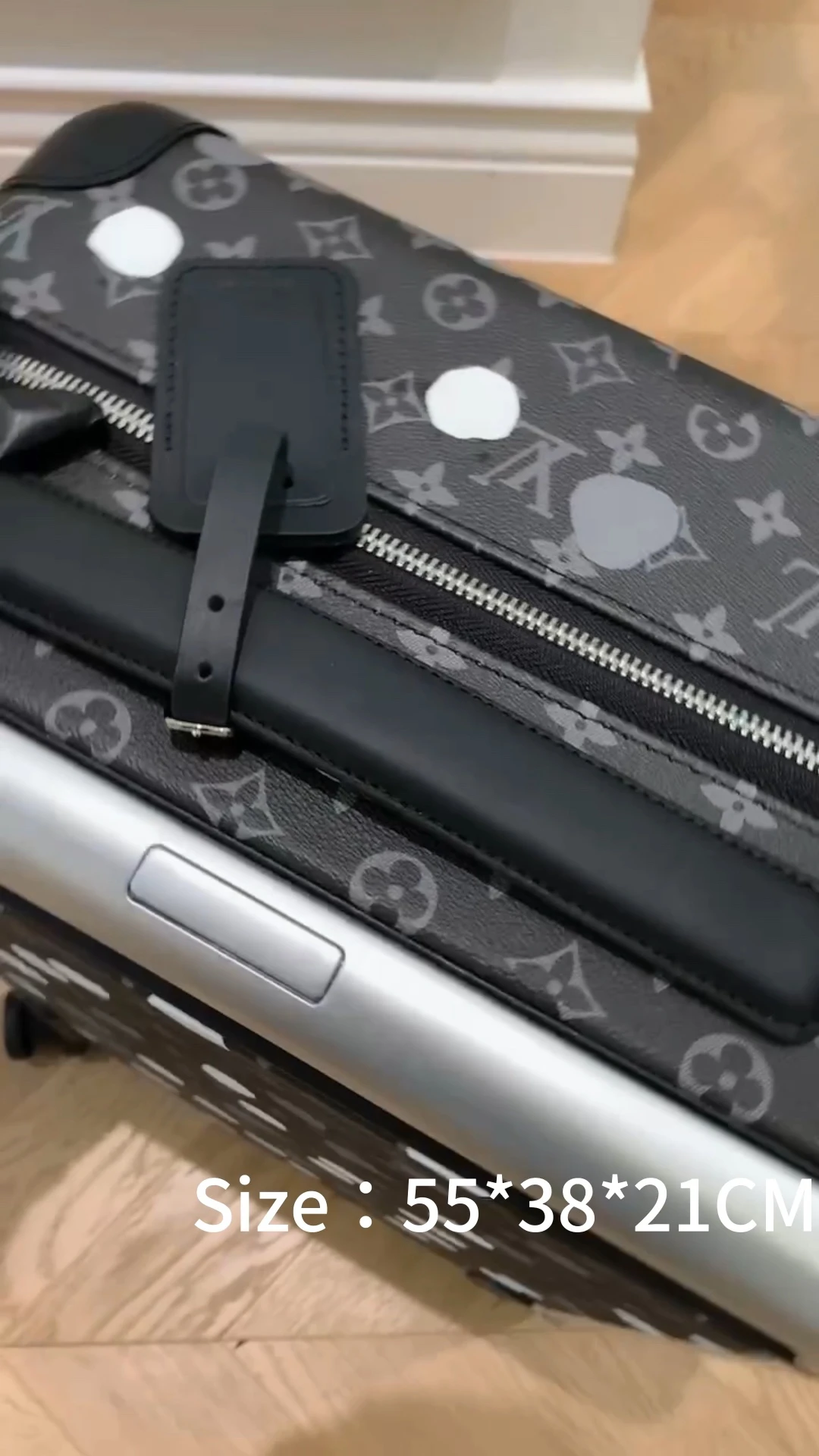 Luggage — 84af5886