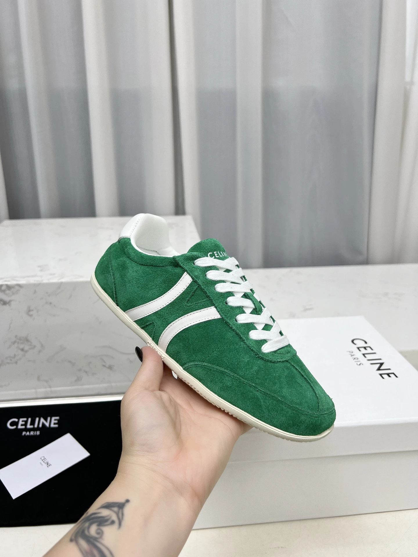 Celine Sneakers — 60a42777