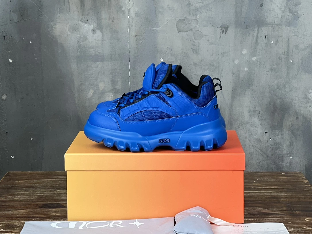 Dior Sneakers — 3807dcb6