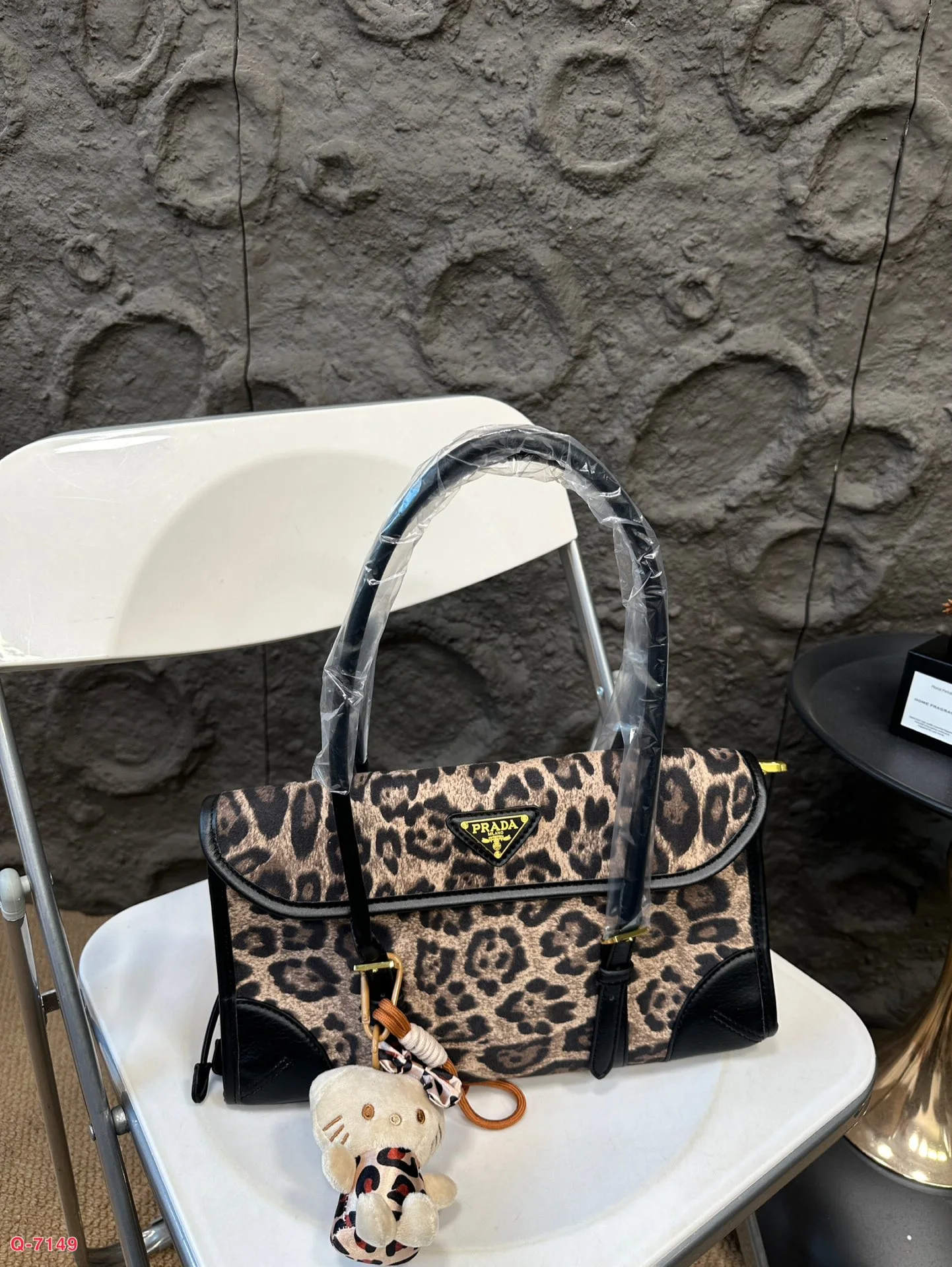 Prada Bag — 6d356d09