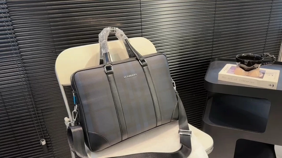Travel Bags — 3fc9e744