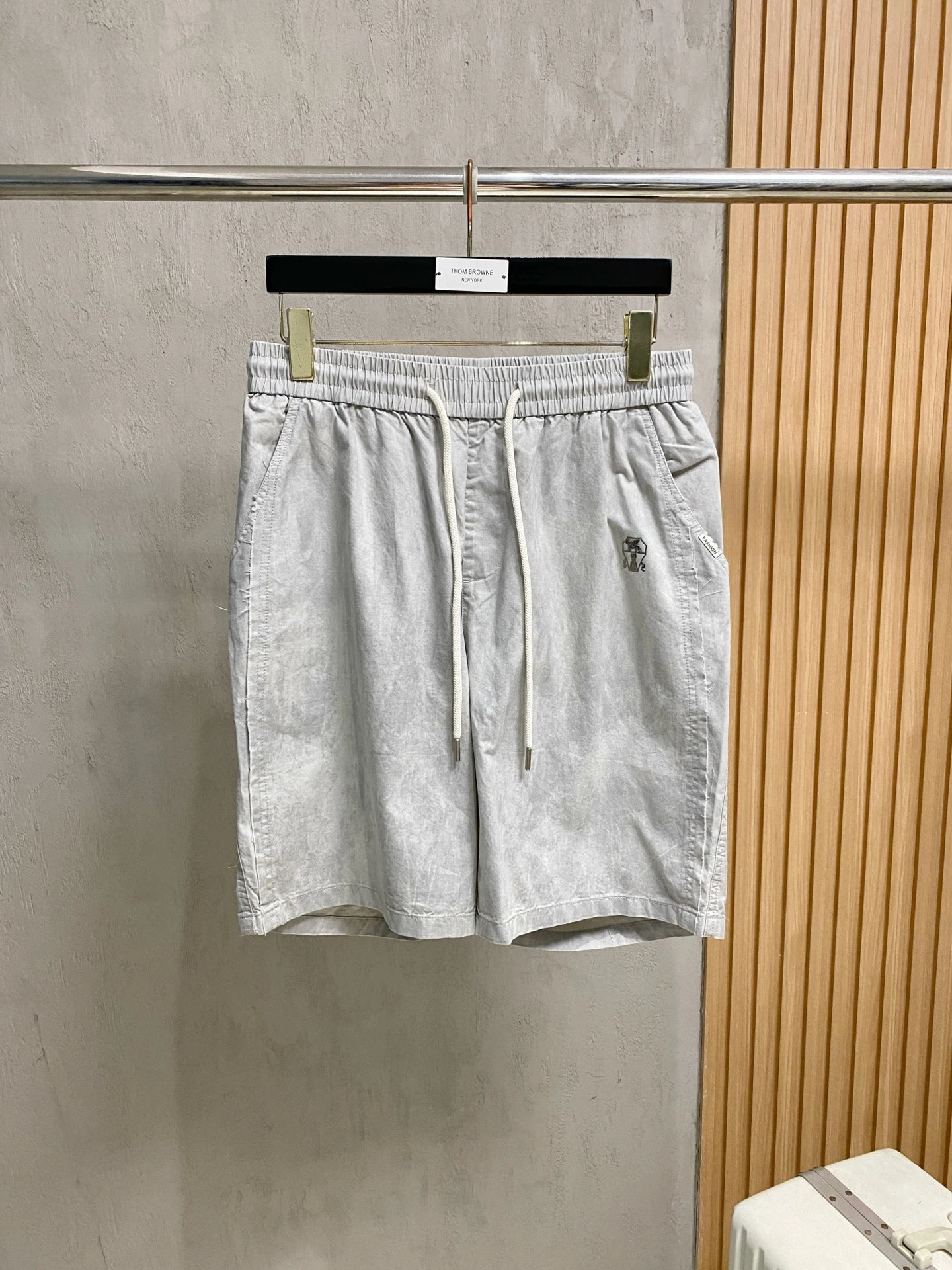 Shorts — 5f4e420b