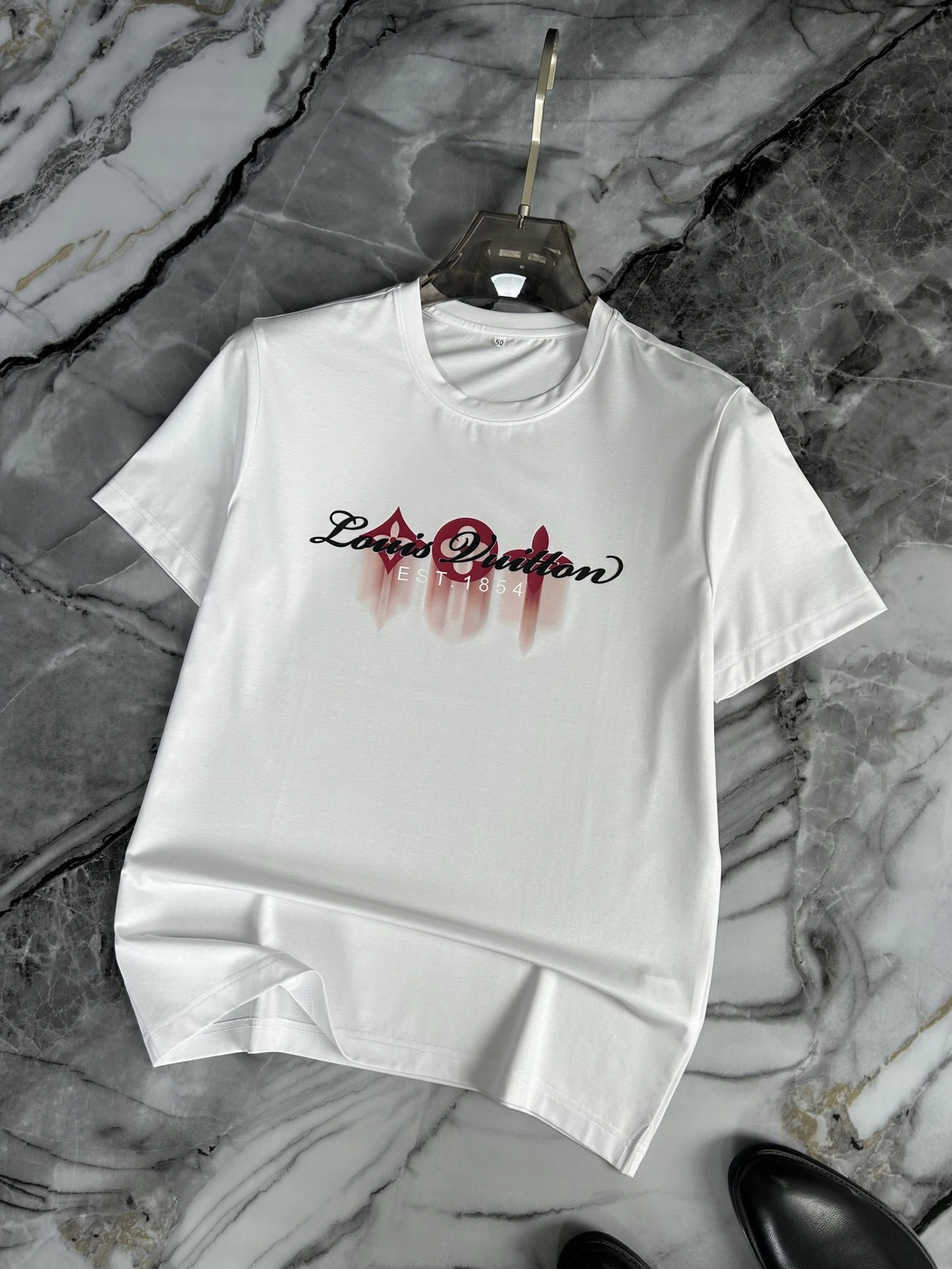 Louis Vuitton T-Shirt — 680bc58d