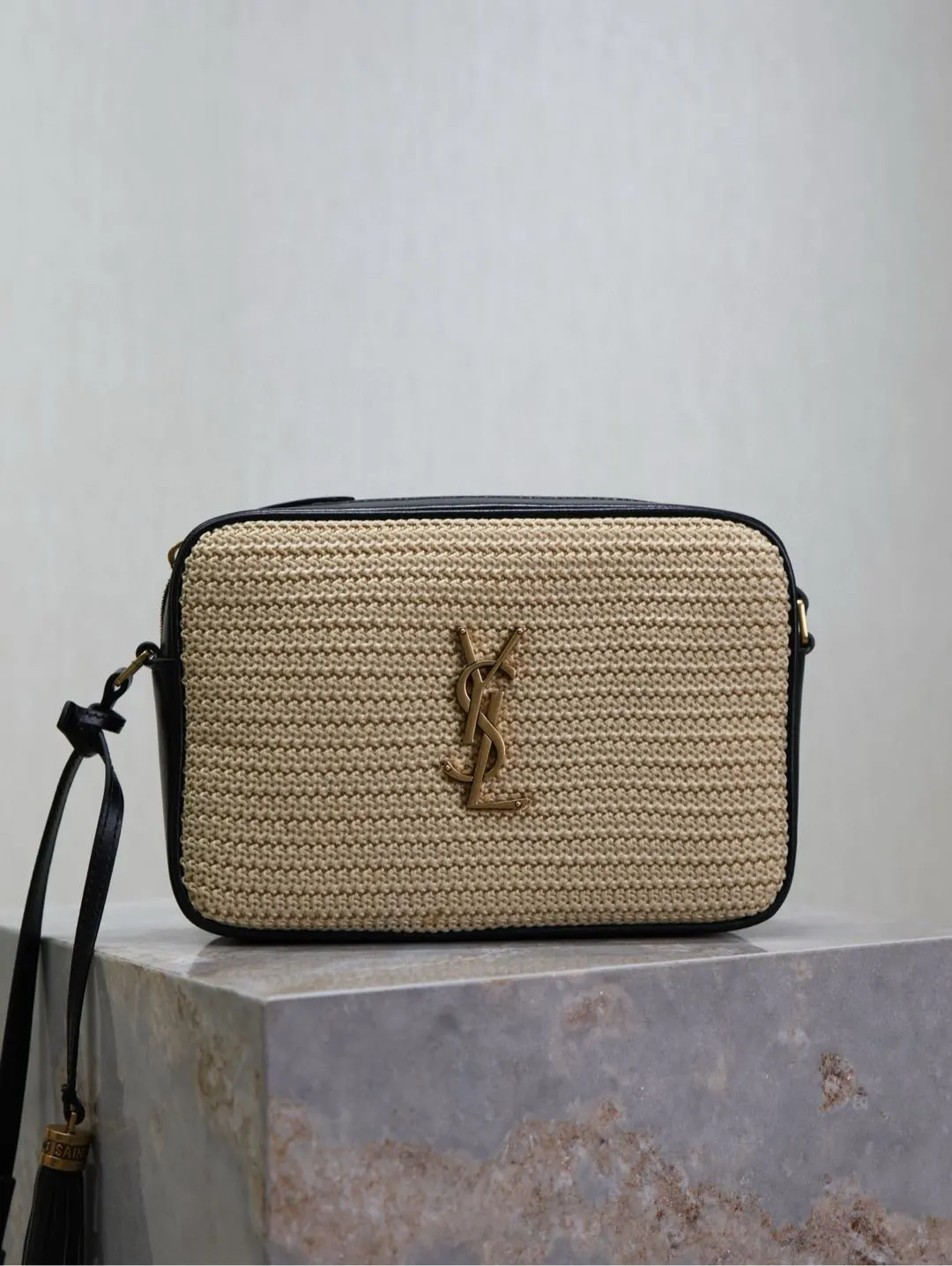 Saint Laurent Bag — a94e43bb