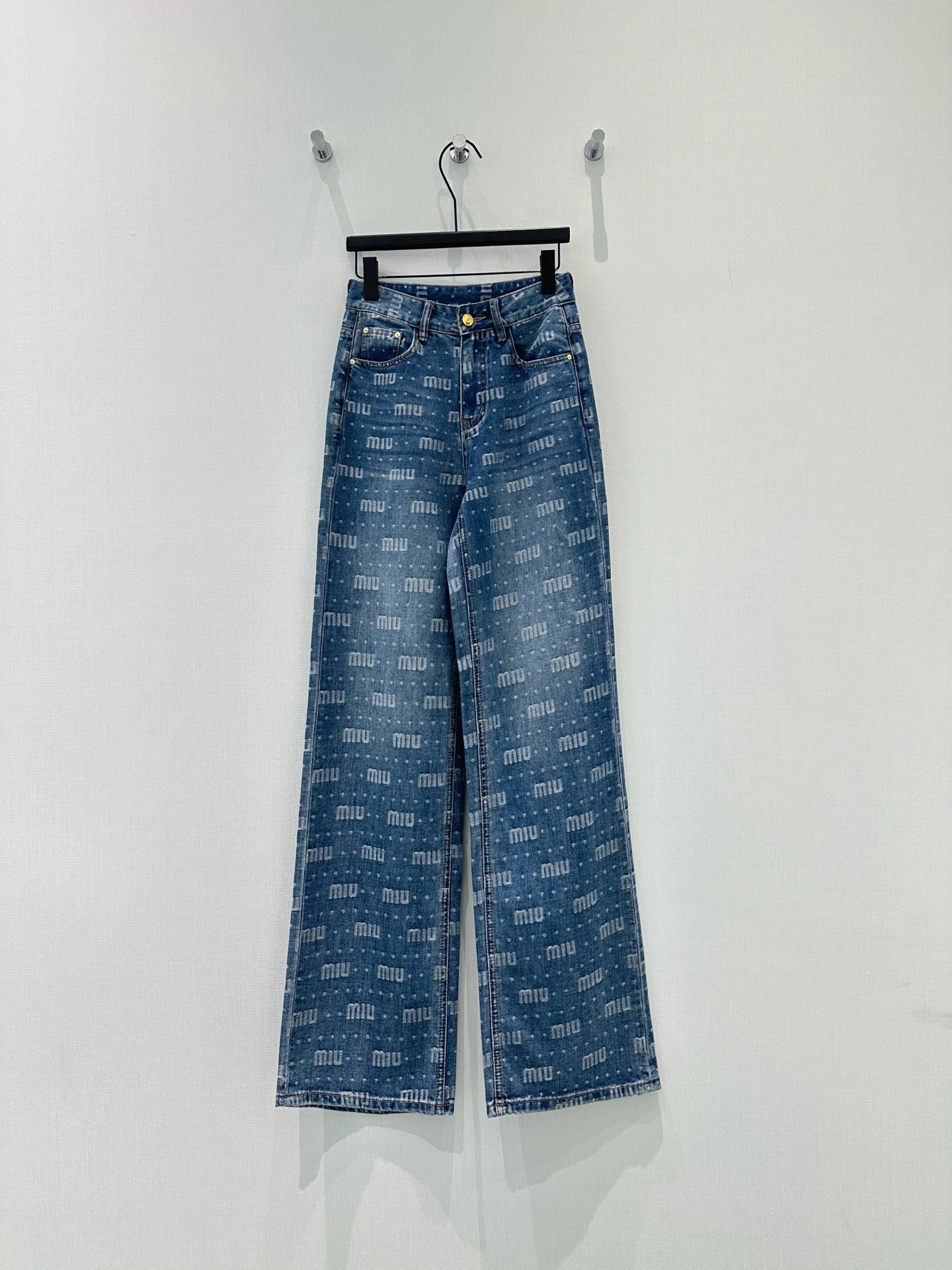 Jeans — aebd8dae