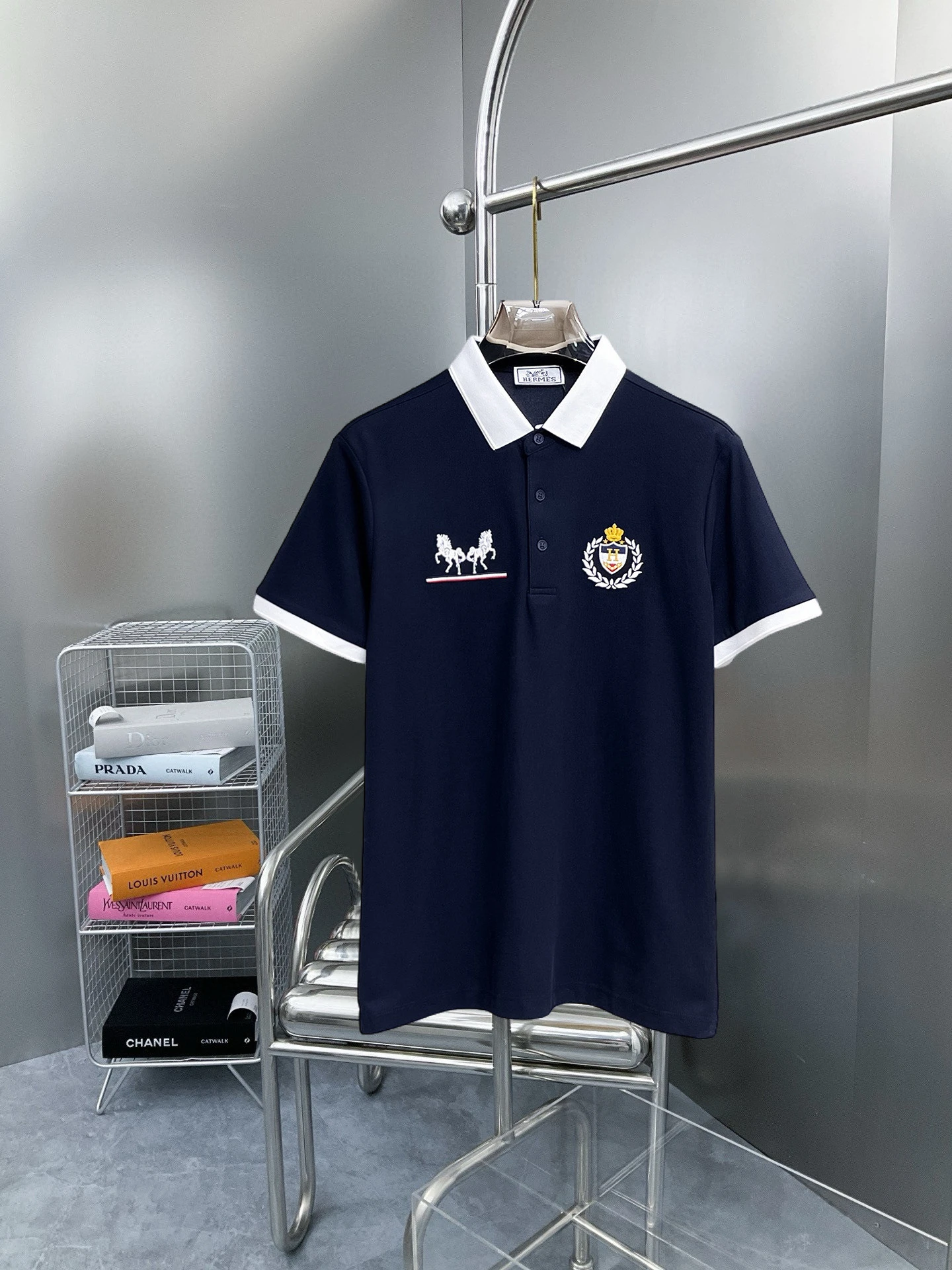 Hermès T-Shirt — e6887c46
