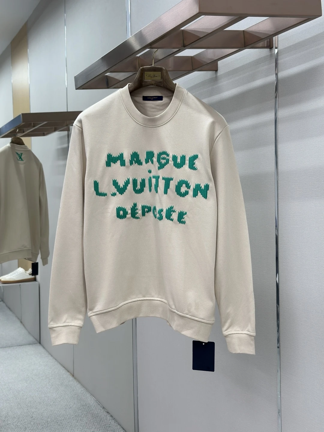Louis Vuitton Sweatshirts — 262eebaa