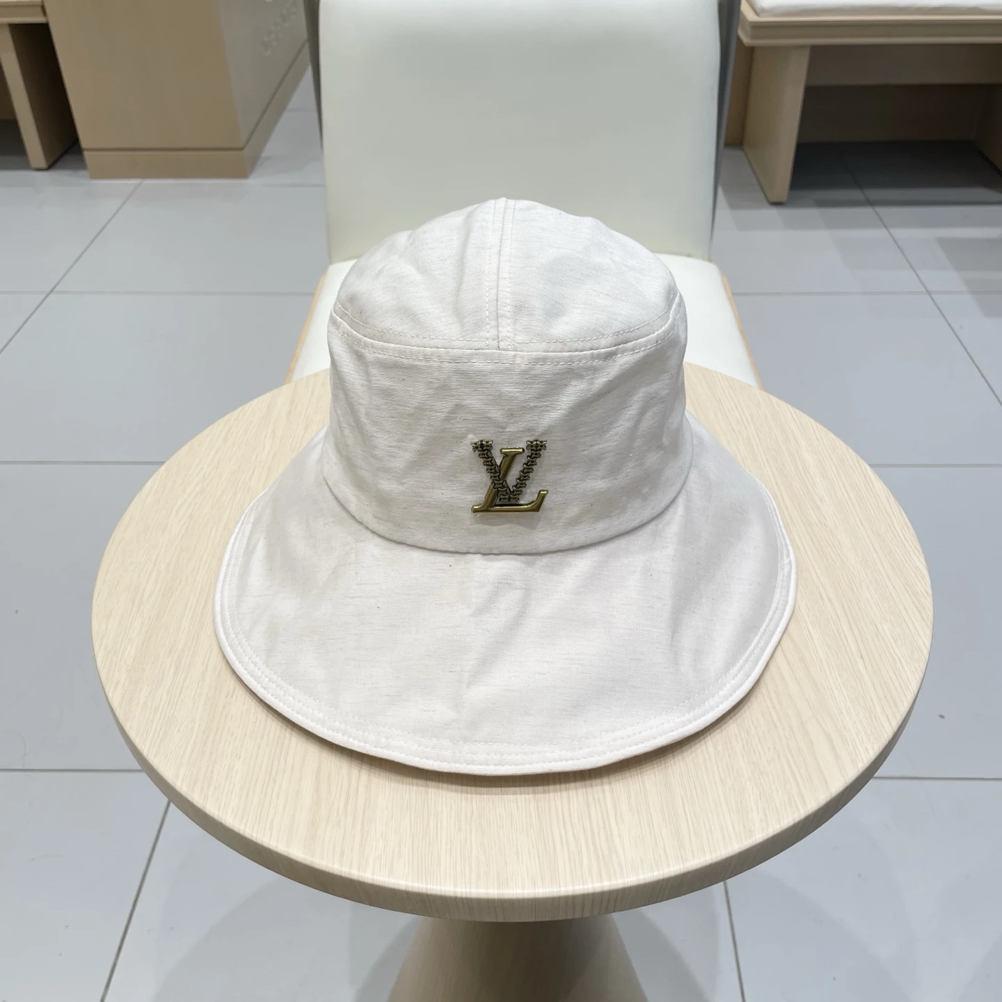 Louis Vuitton Hats — 0d9e2299