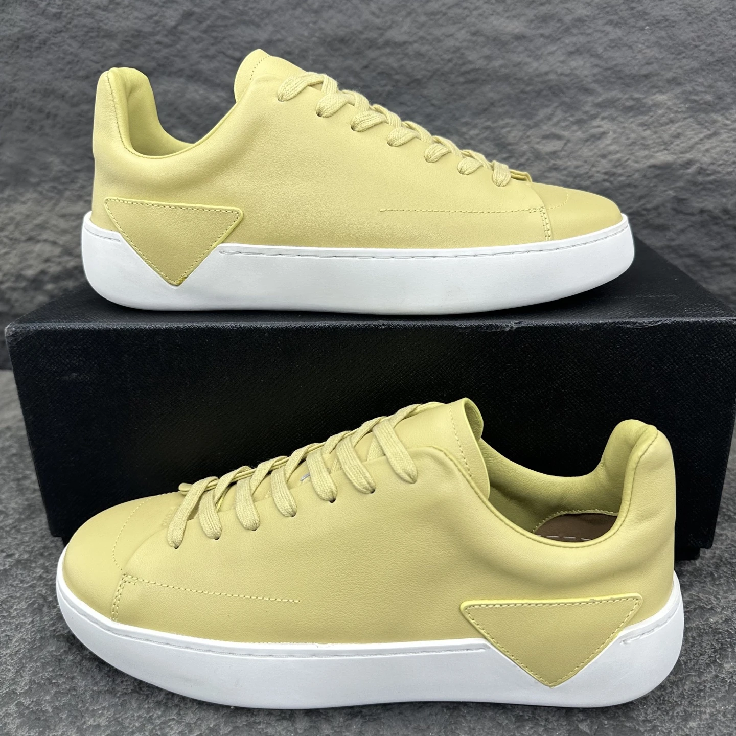 Prada Sneakers — 9f397998