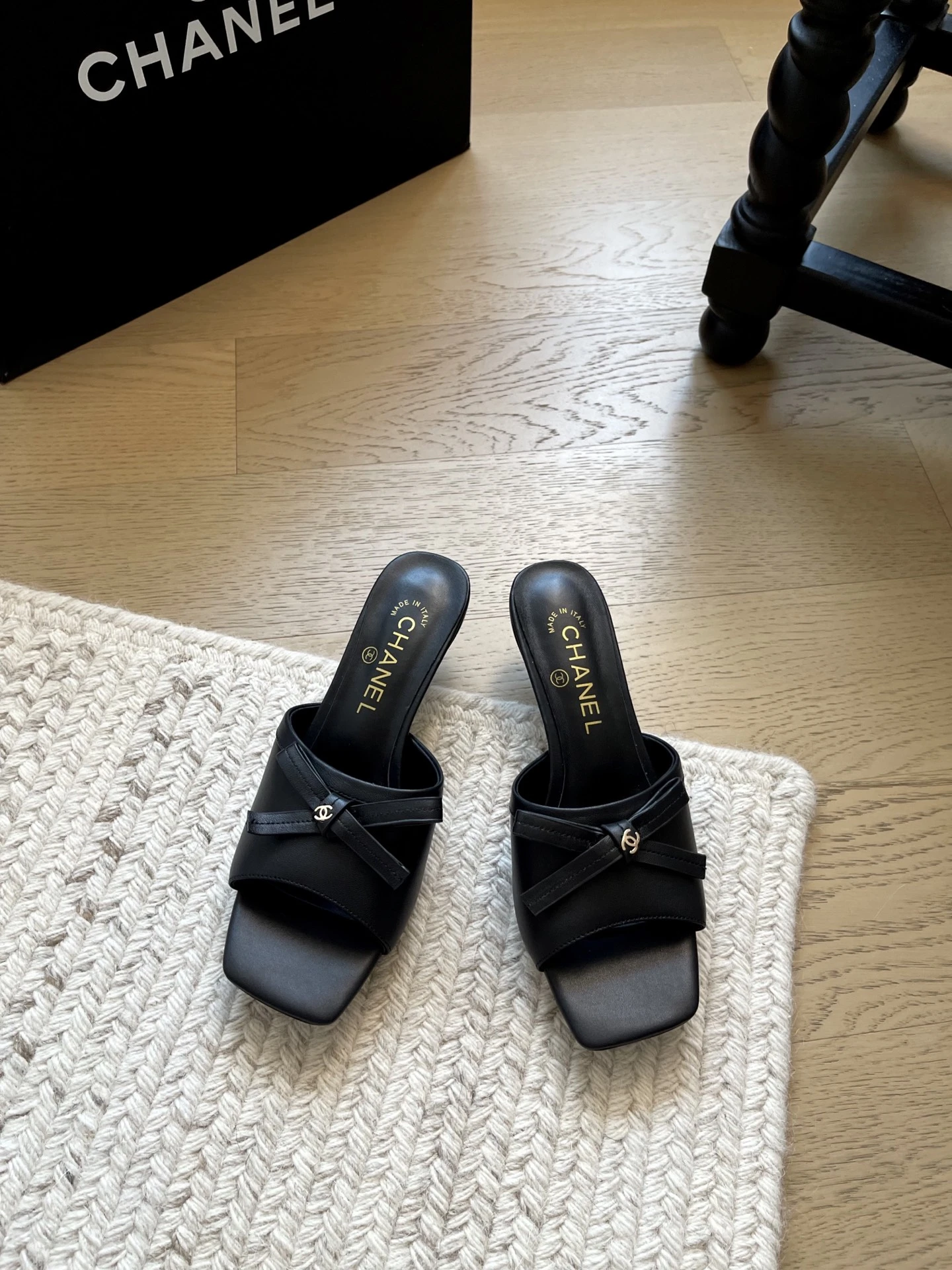 Chanel Slippers — 1e4ab59d