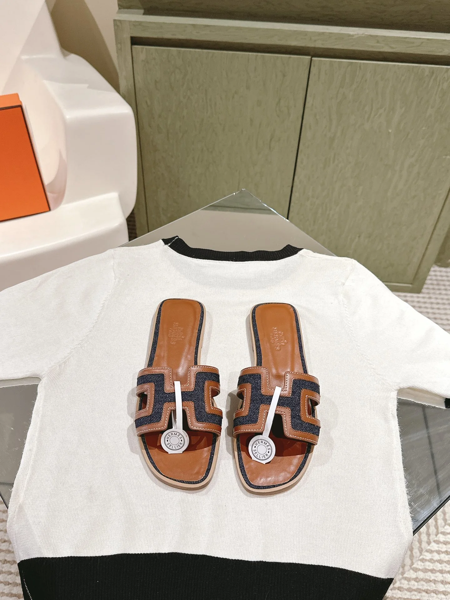 Hermès Slippers — 0ae75261