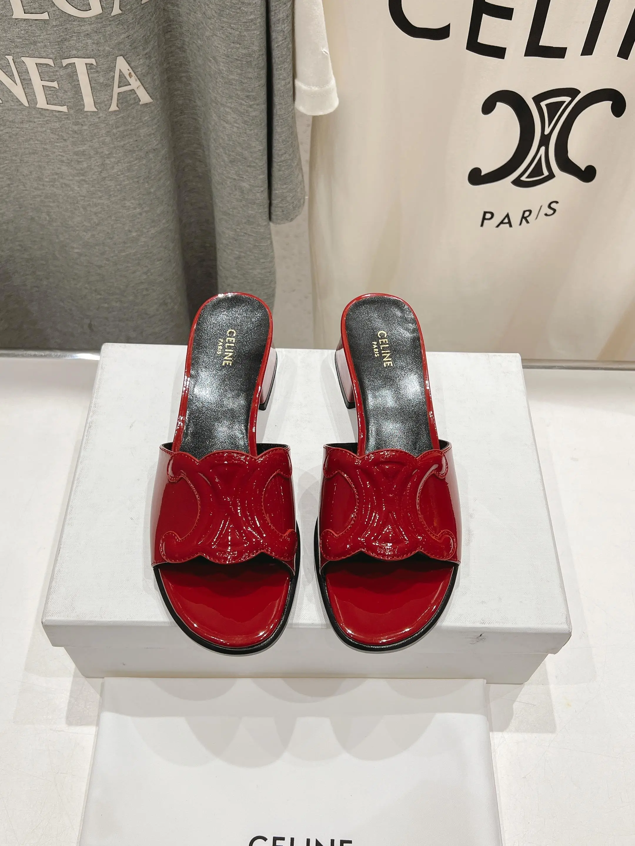 Celine Slippers — d56275ea
