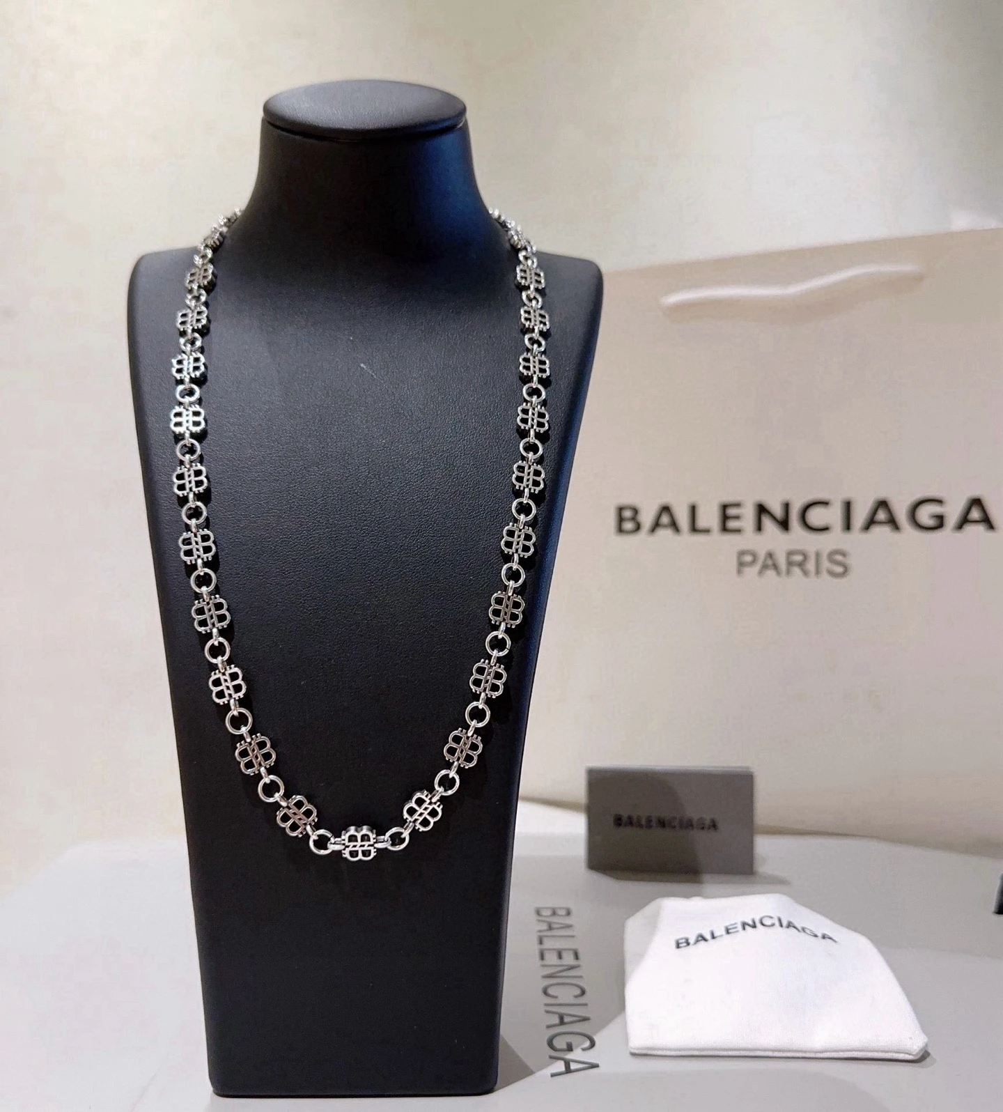 Balenciaga Jewellery — 59d7e979