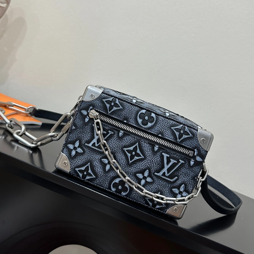 Louis Vuitton Bag — f546c223