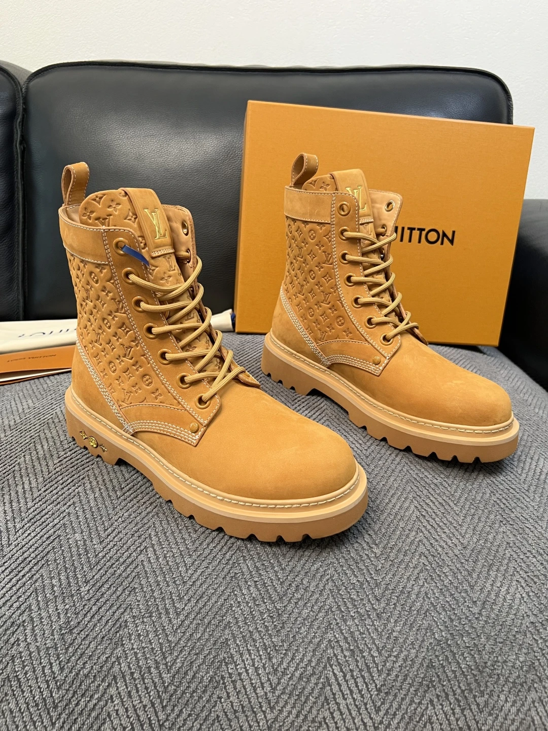 Louis Vuitton Boots — e4327aaa