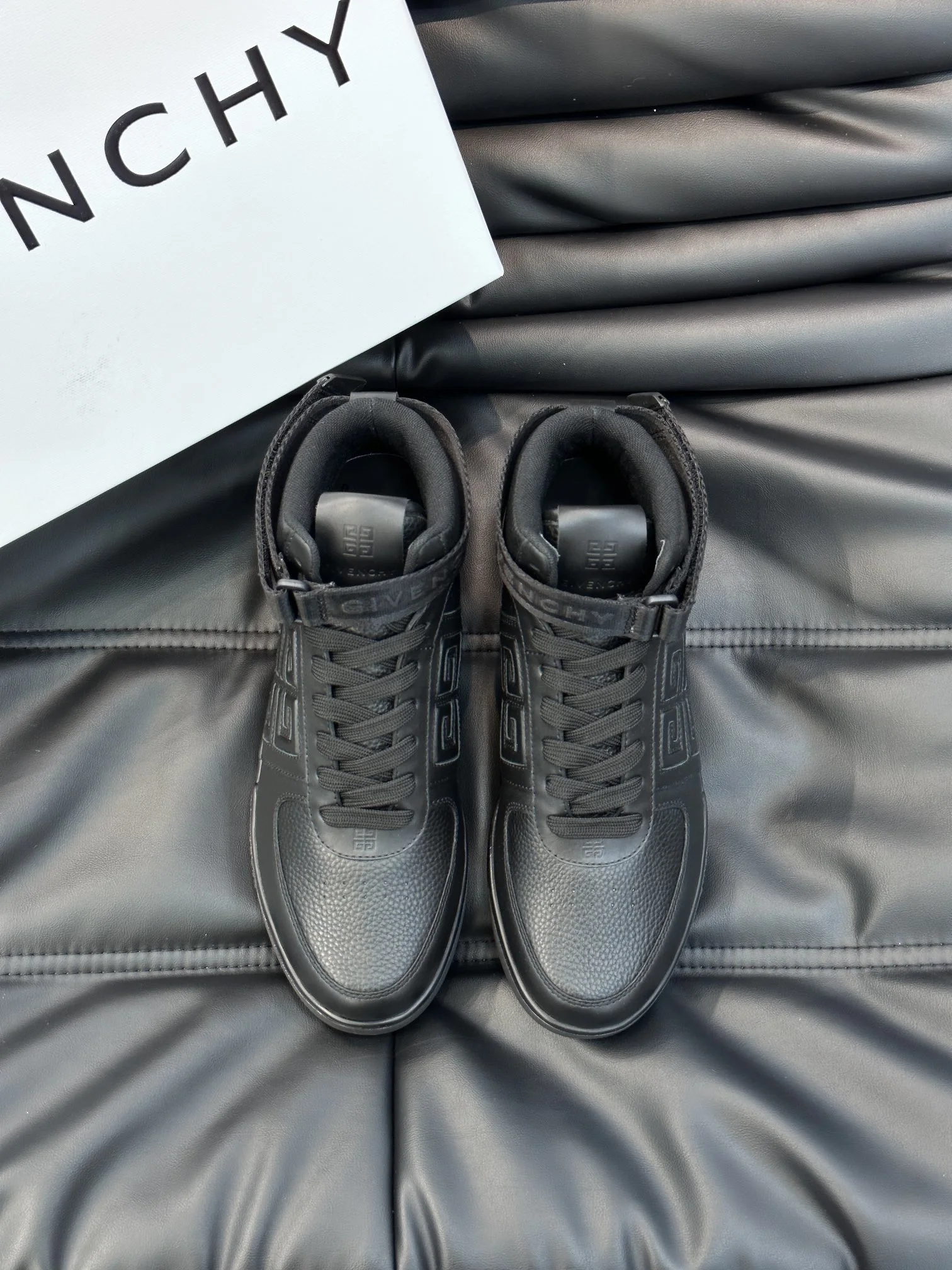 Givenchy Sneakers — 0962863e