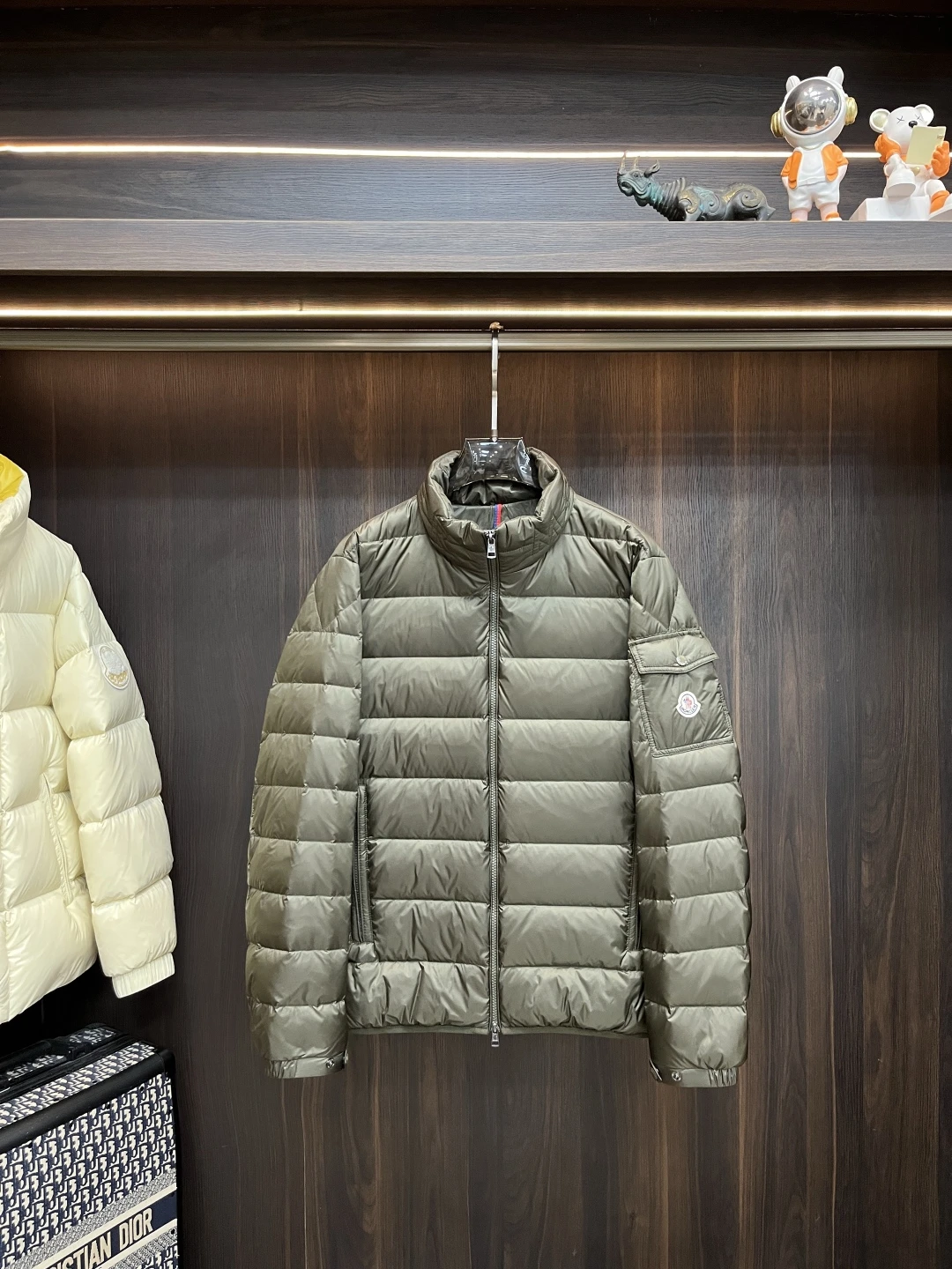 Moncler Down Jacket — 88730123